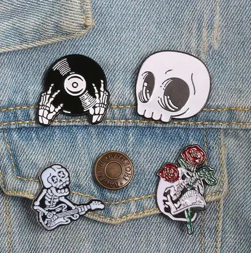 Jewelry 4Pcs / Set Skull Theme Pins Brooch Size ONE SIZE - 1 Thumbnail