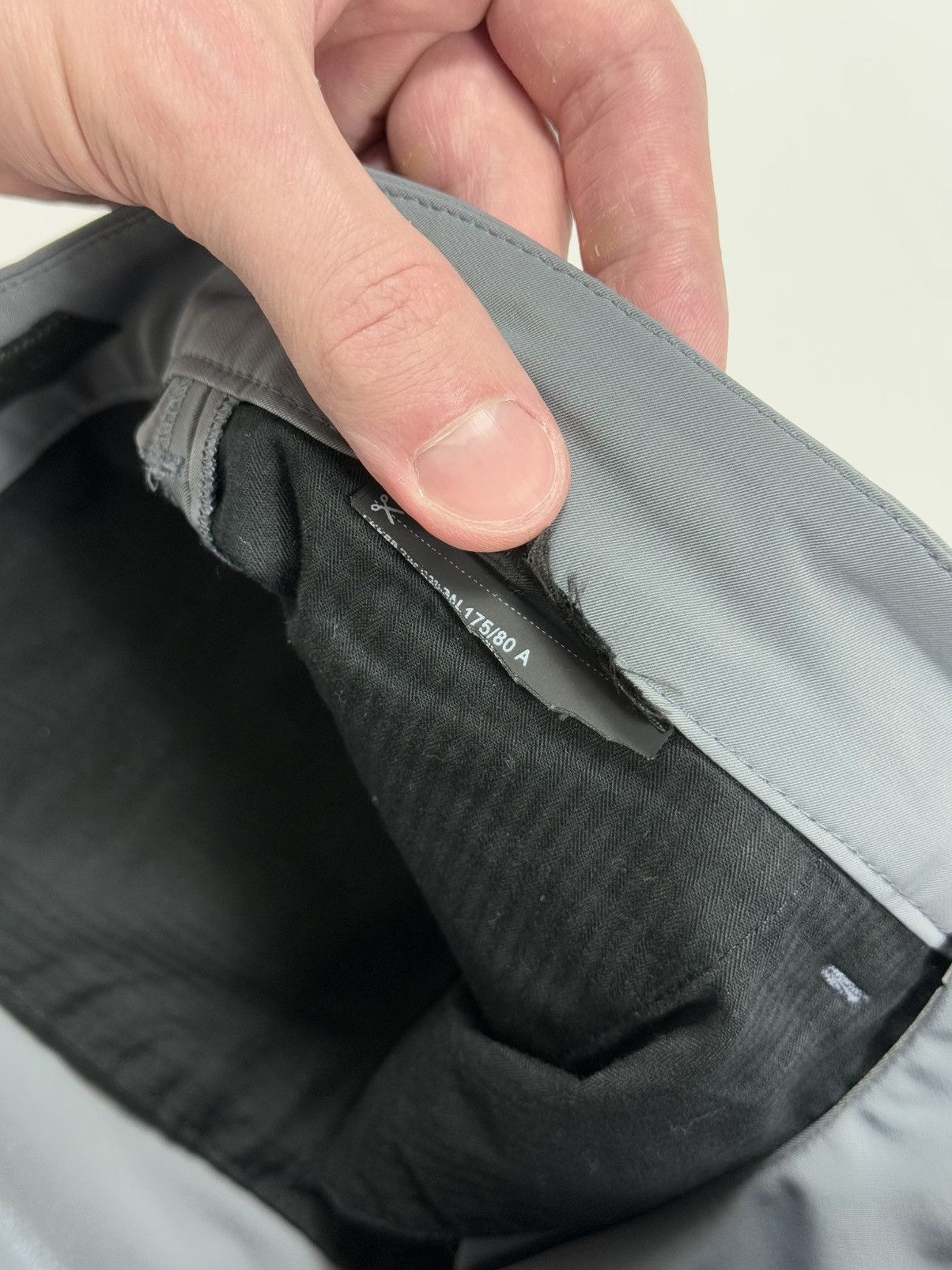 Prada Prada Nylon Slim Fit Trousers Size US 30 / EU 46 - 9 Thumbnail