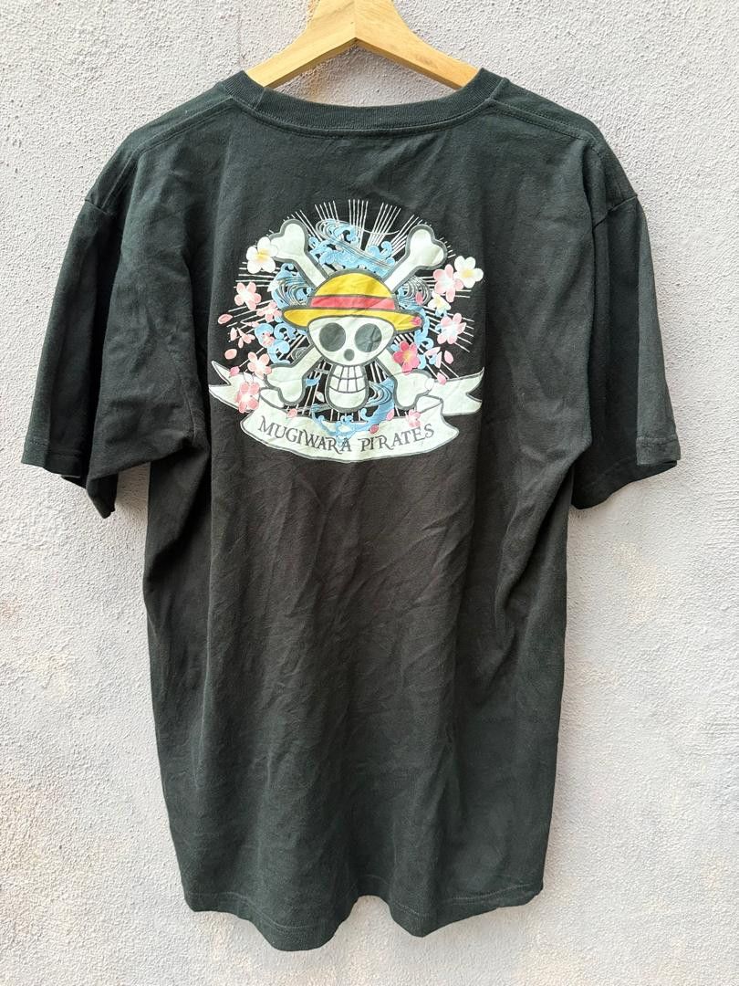 Anime × Japanese Brand × One Piece Mugiwara Pirate, One Piece T-shirt Size US L / EU 52-54 / 3 - 3 Thumbnail