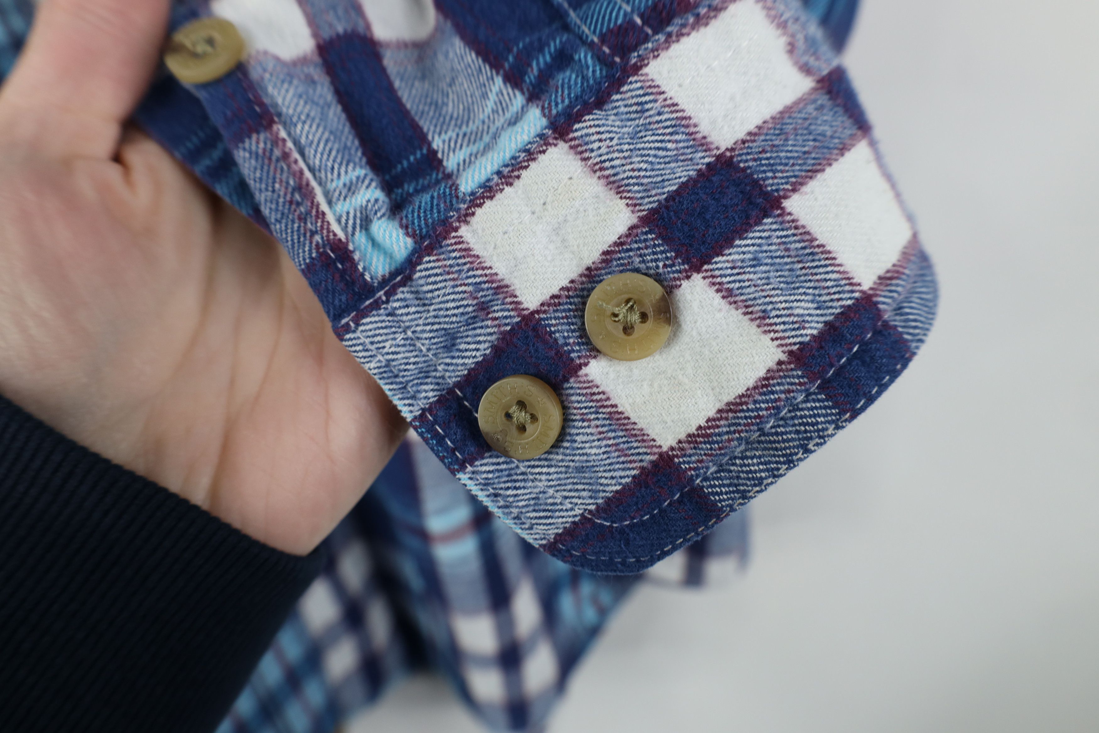 Vintage Vintage Y2K Streetwear Heavyweight Button Shirt Blue Plaid Size US XL / EU 56 / 4 - 7 Thumbnail