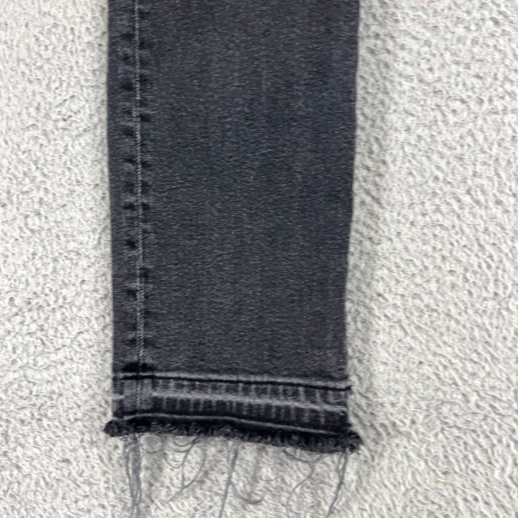 Madewell VINTAGE Madewell Jeans Straight 90s High Rise Frayed Hem 26 Black Denim Cotton 5-Pocket Womens Size 28" / US 6 / IT 42 - 3 Thumbnail