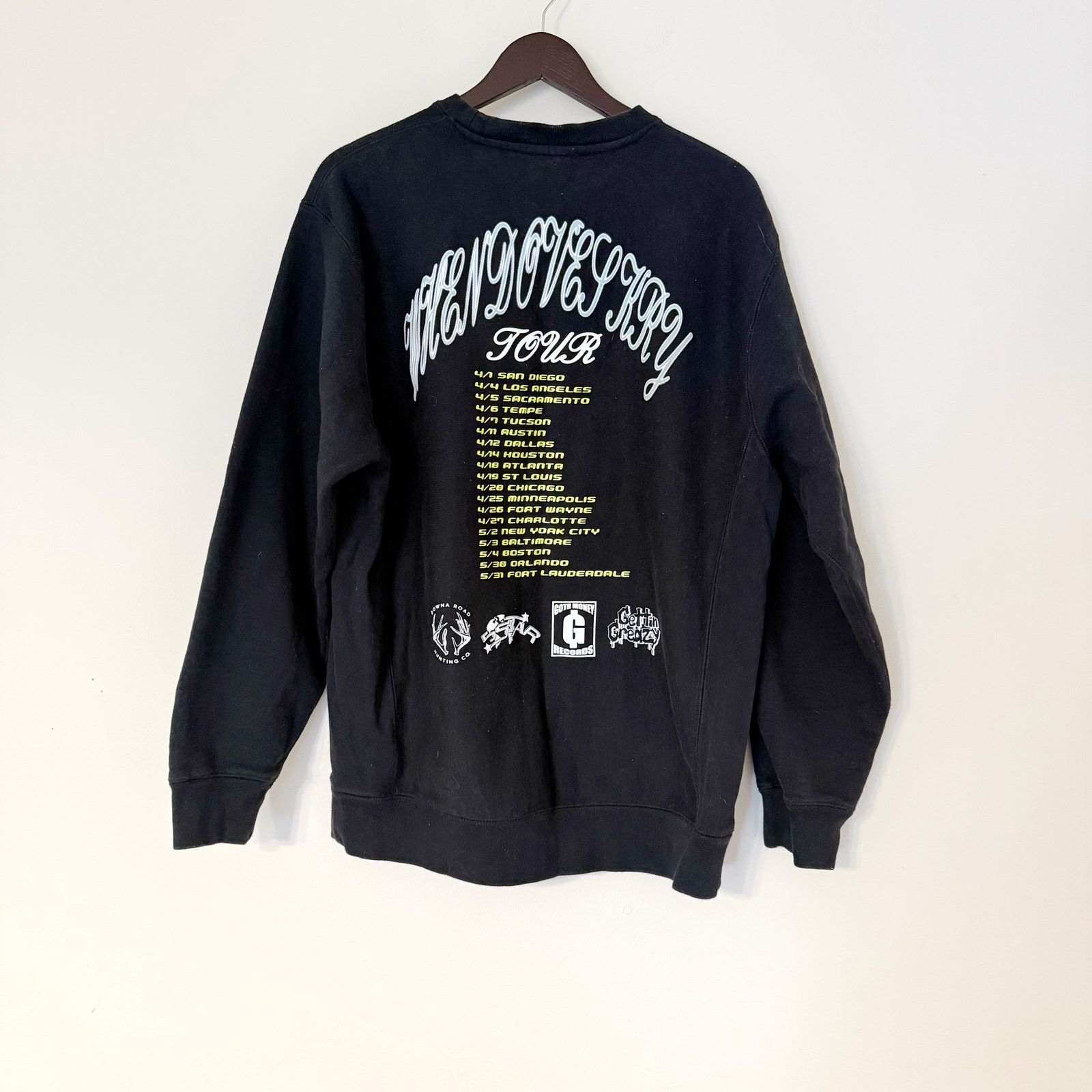 Goth Money Goth Money Records When Doves Kry Crewneck Sweatshirt Size US XL / EU 56 / 4 - 2 Thumbnail