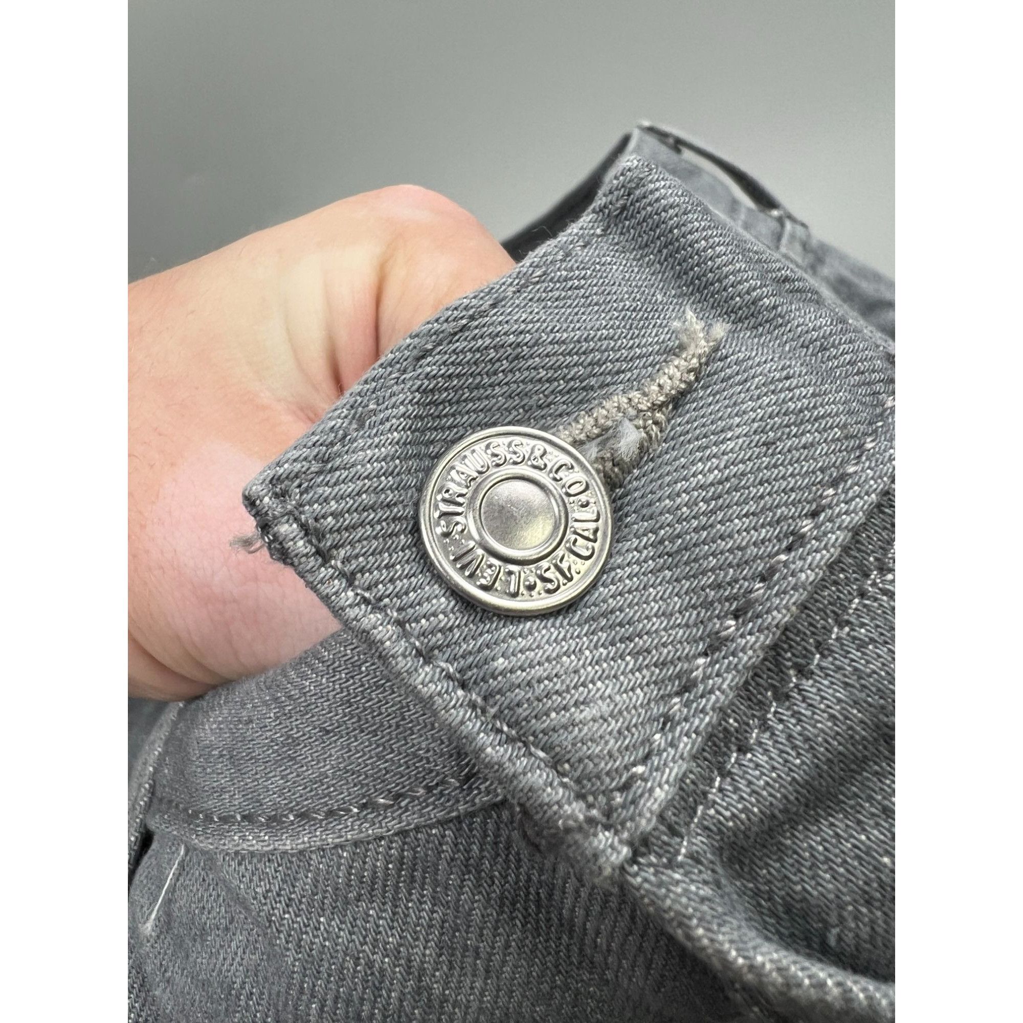 Levi's NWOT Levi’s 501 Gray Denim Jeans Pants (Y0916) Size US 36 / EU 52 - 5 Thumbnail