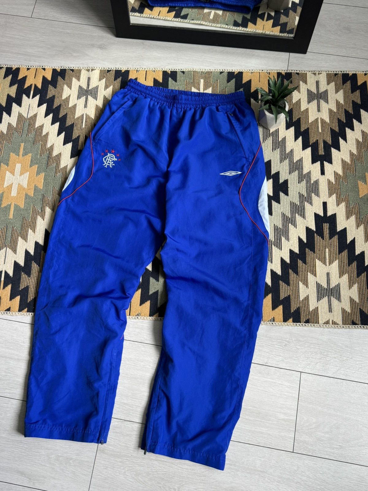 Umbro Vintage Umbro Rangers Drill Nylon Track Pants Size US 34 / EU 50 - 5 Thumbnail