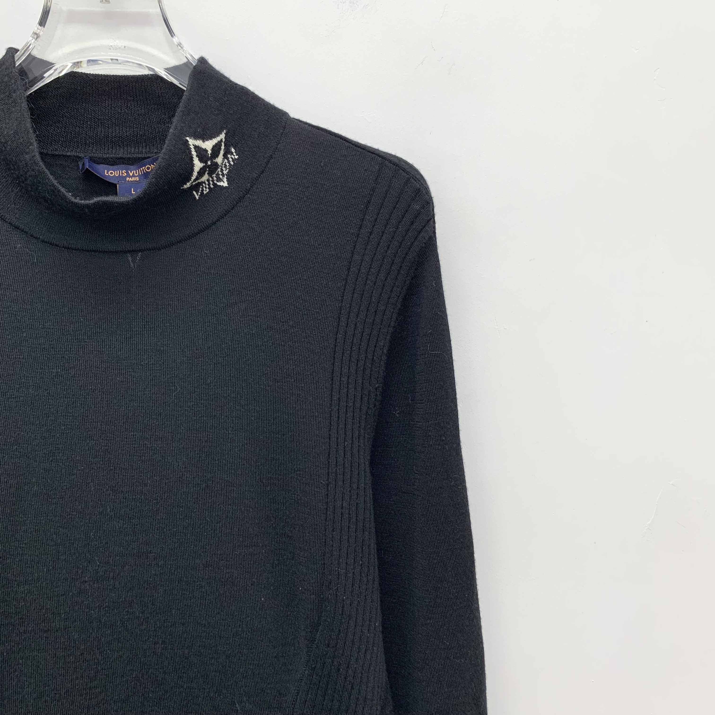 Louis Vuitton Louis Vuitton Monogram Appliqué Wool Sweater Black (L) Size US L / EU 52-54 / 3 - 3 Thumbnail