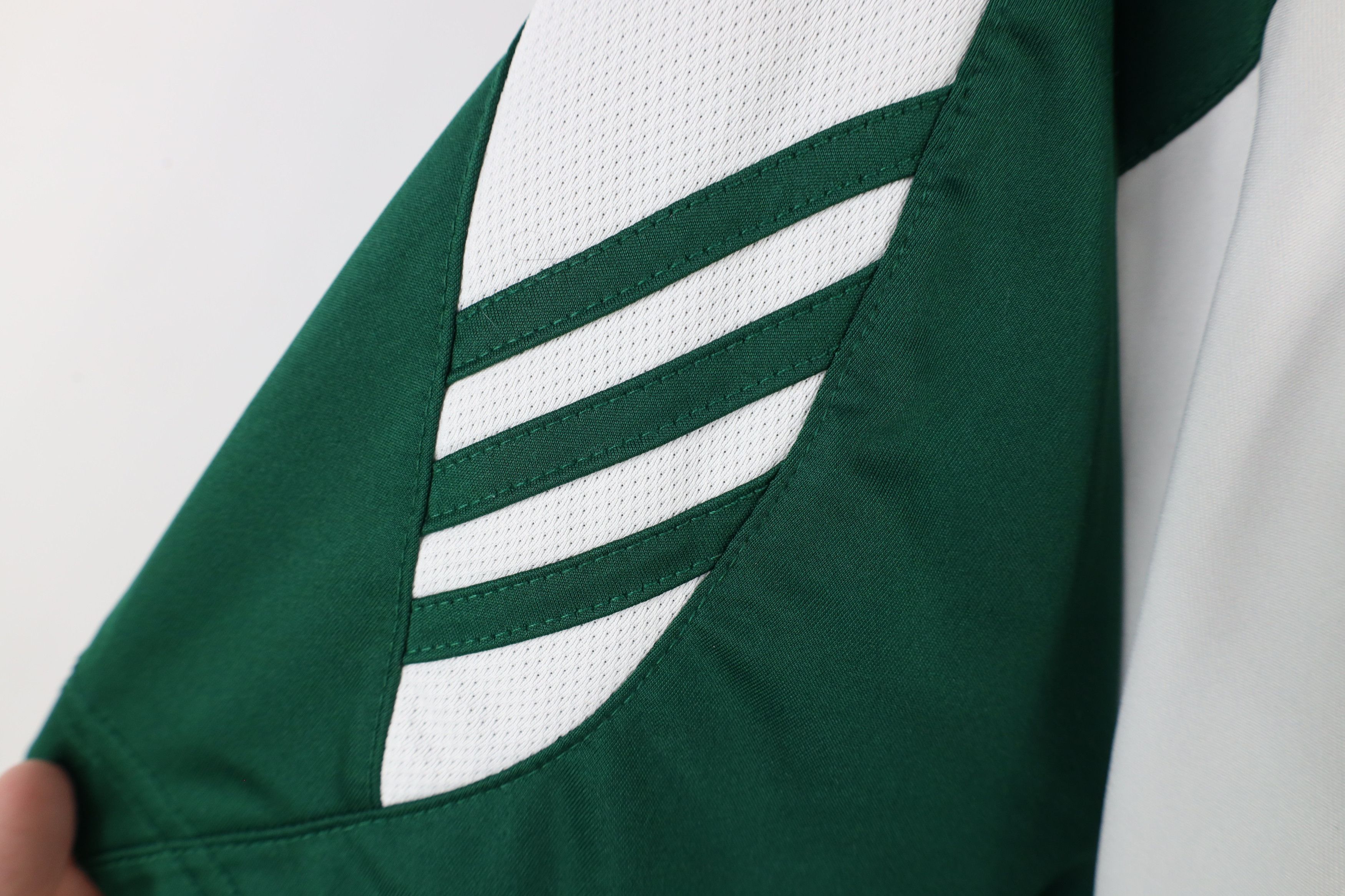 Adidas × Vintage Adidas Notre Dame University Football Irish T-Shirt Green Size US XL / EU 56 / 4 - 5 Thumbnail