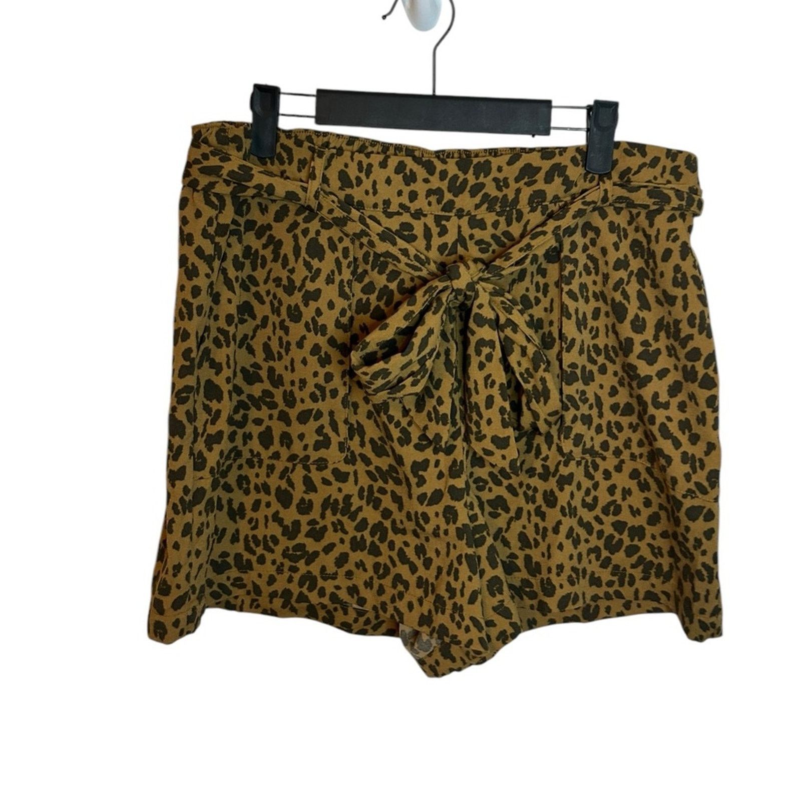 Other A New Day Leopard Print Pull On Tie Waist Shorts Size 34" / US 12 / IT 48 - 1 Thumbnail