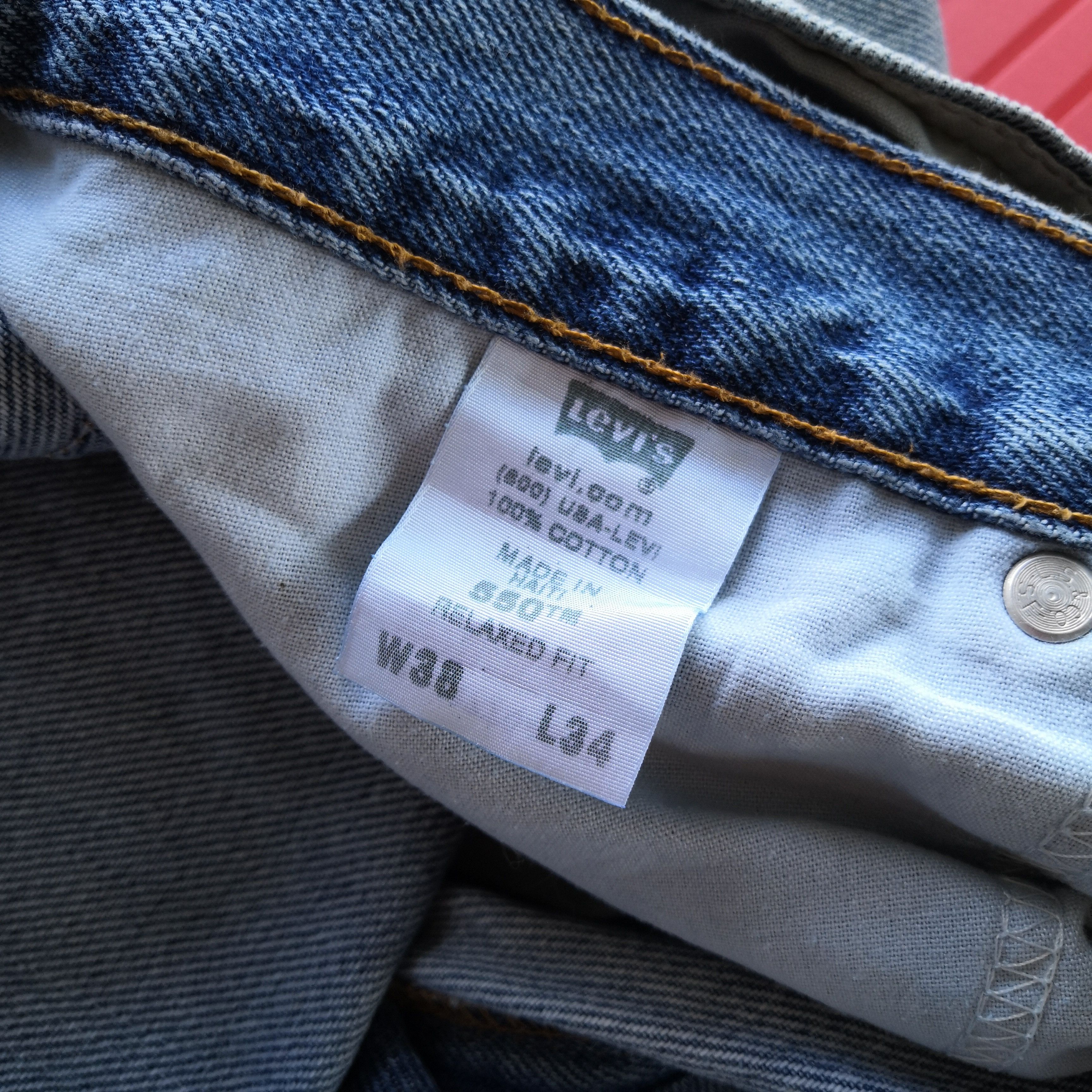 Levi's Vintage Levis Light Wash Jeans Levi's 550 Faded Denim Size US 36 / EU 52 - 6 Thumbnail