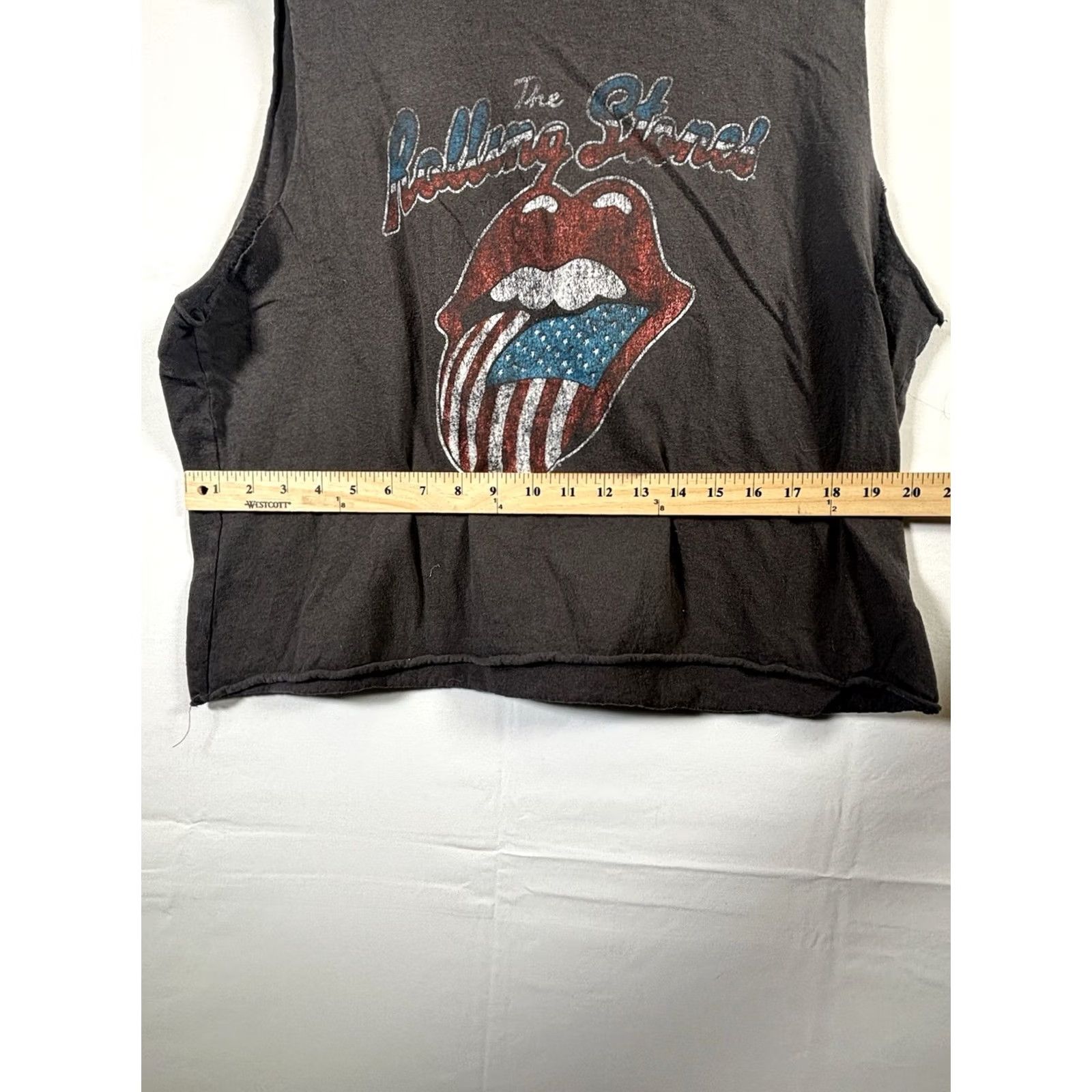Vintage VINTAGE Women’s Rolling Stones Cropped Tank Top T Shirt Gray 2XL Crew Neck Sleeveless Spaghetti Strap 100% Cotton USA Rock Music Biker Punk Retro Size XXL / US 16-18 / IT 52-54 - 3 Thumbnail