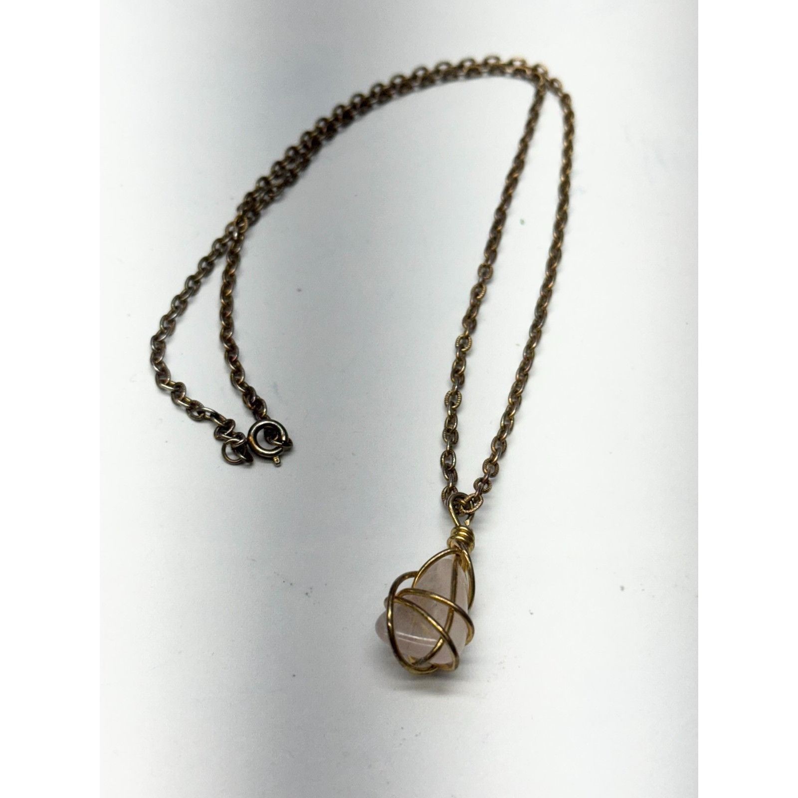 Vintage Vintage pink rose quartz caged stone pendant necklace Size ONE SIZE - 2 Thumbnail