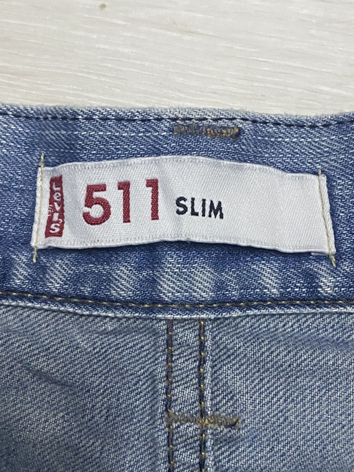 Levi's Vintage Levis 511 Faded Wash Slim Fit Distressed Jeans Size US 29 - 17 Thumbnail