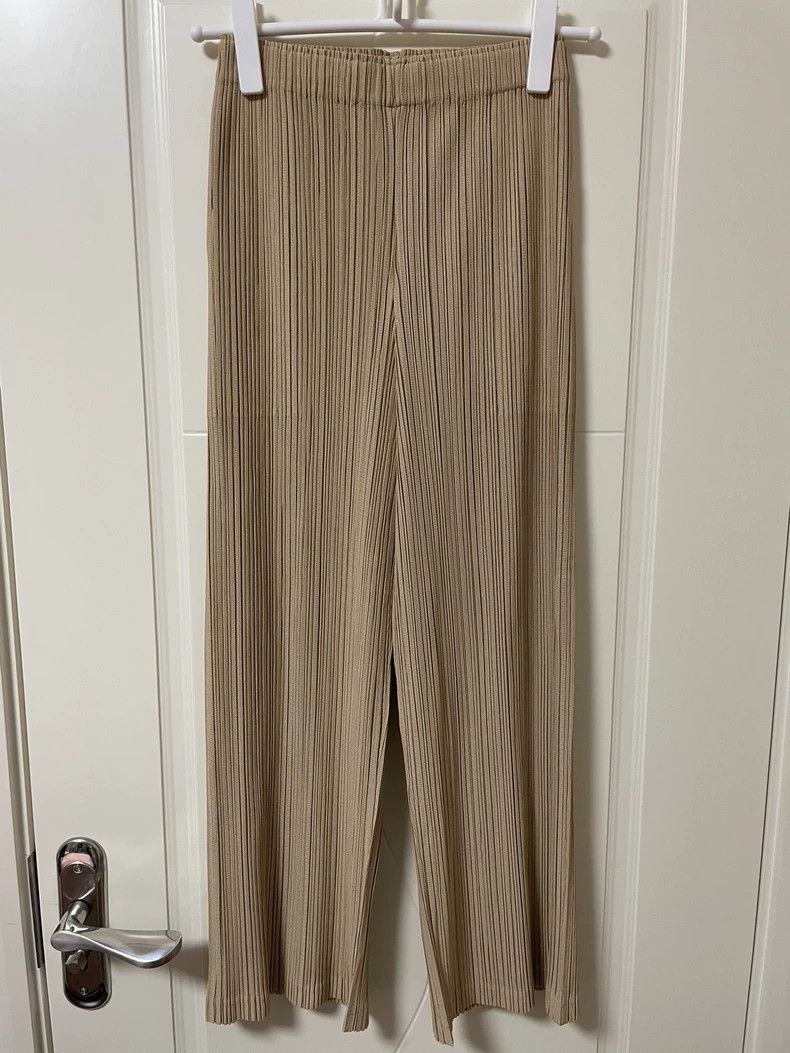 Issey Miyake Issey Miyake size:1 Beige pleated pants Size 42" / US 20 - 1 Thumbnail