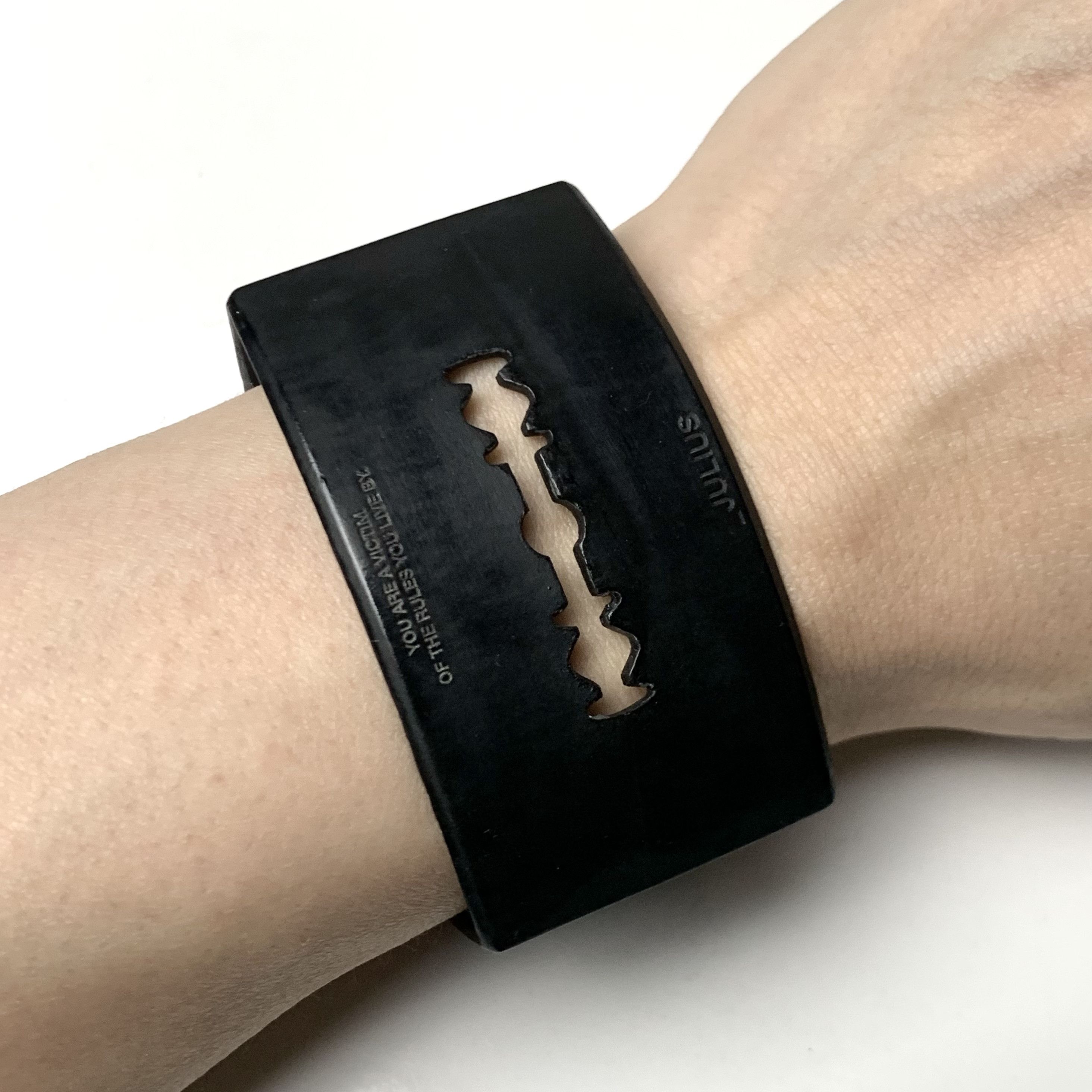 Julius Julius limited edition bracelet Size ONE SIZE - 7 Thumbnail