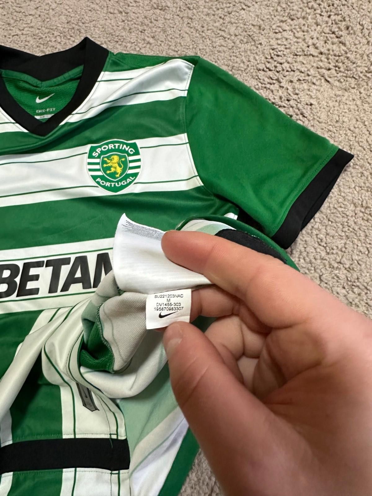 Nike Nike Sporting Lisbon 2022/23 Football Shirt Soccer Jersey Size US M / EU 48-50 / 2 - 6 Thumbnail