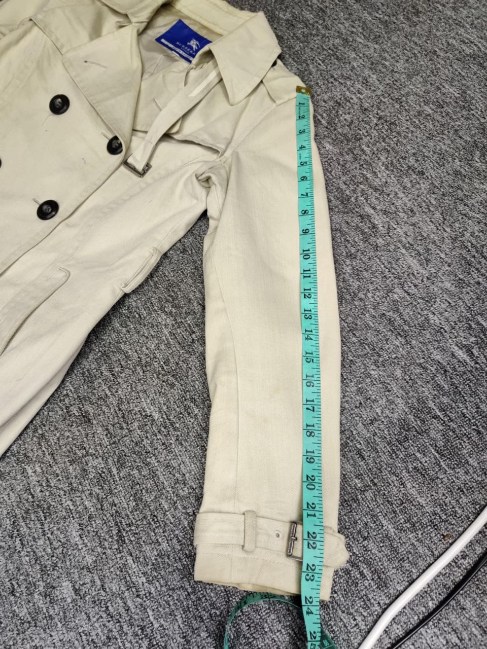 Burberry Vintage Burberry Blue Label Double Breasted Coat With Belted Size US S / EU 44-46 / 1 - 21 Thumbnail