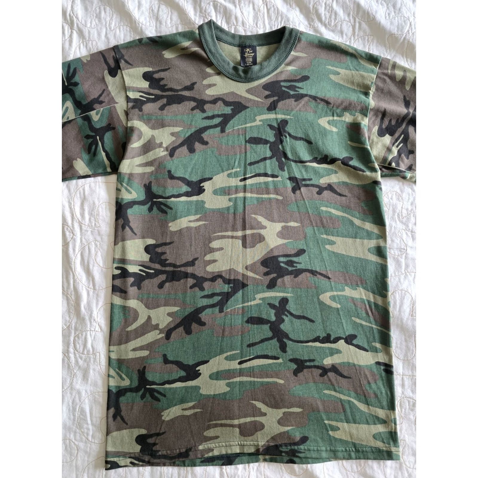 Vintage VINTAGE Camouflage Hunting Camo Short Sleeve t-shirt LARGE Tee Swing Unisex Adult 1980s Woodland Green Graphic Tee 80s Mens Womens Size US L / EU 52-54 / 3 - 3 Thumbnail