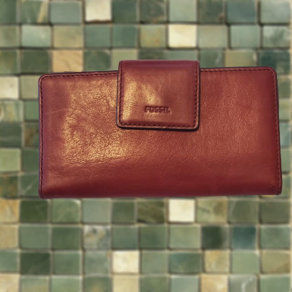 Fossil VINTAGE Fossil Wallet Mini Red Leather Bi-fold Snap Close City Size ONE SIZE - 1 Thumbnail