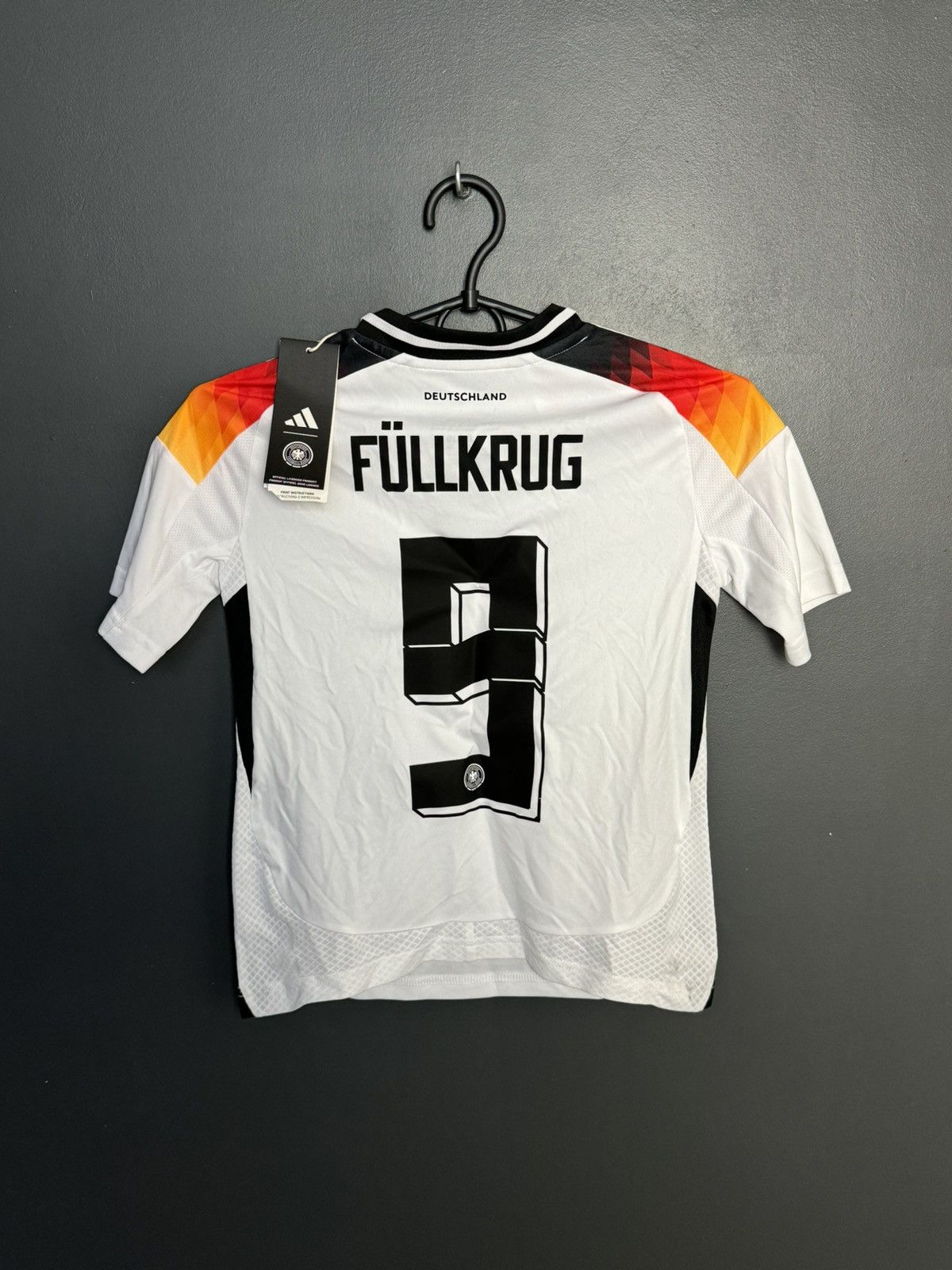 Adidas KIDS New Germany 24/25 Home Fullkrug Football Jersey T-Shirt Size US XS / EU 42 / 0 - 1 Thumbnail
