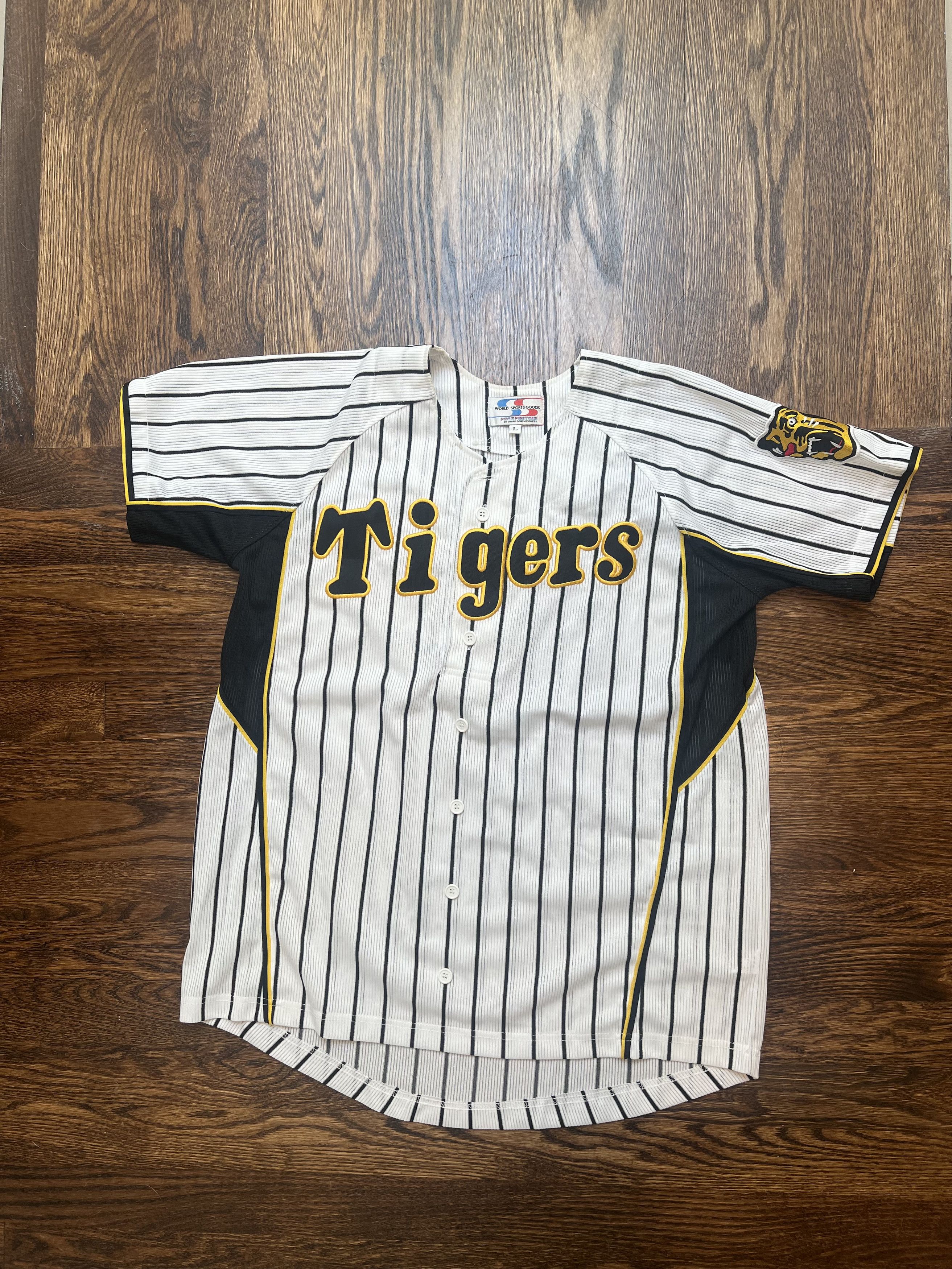 Vintage Hanshin Tigers Jersey - World Sports Goods