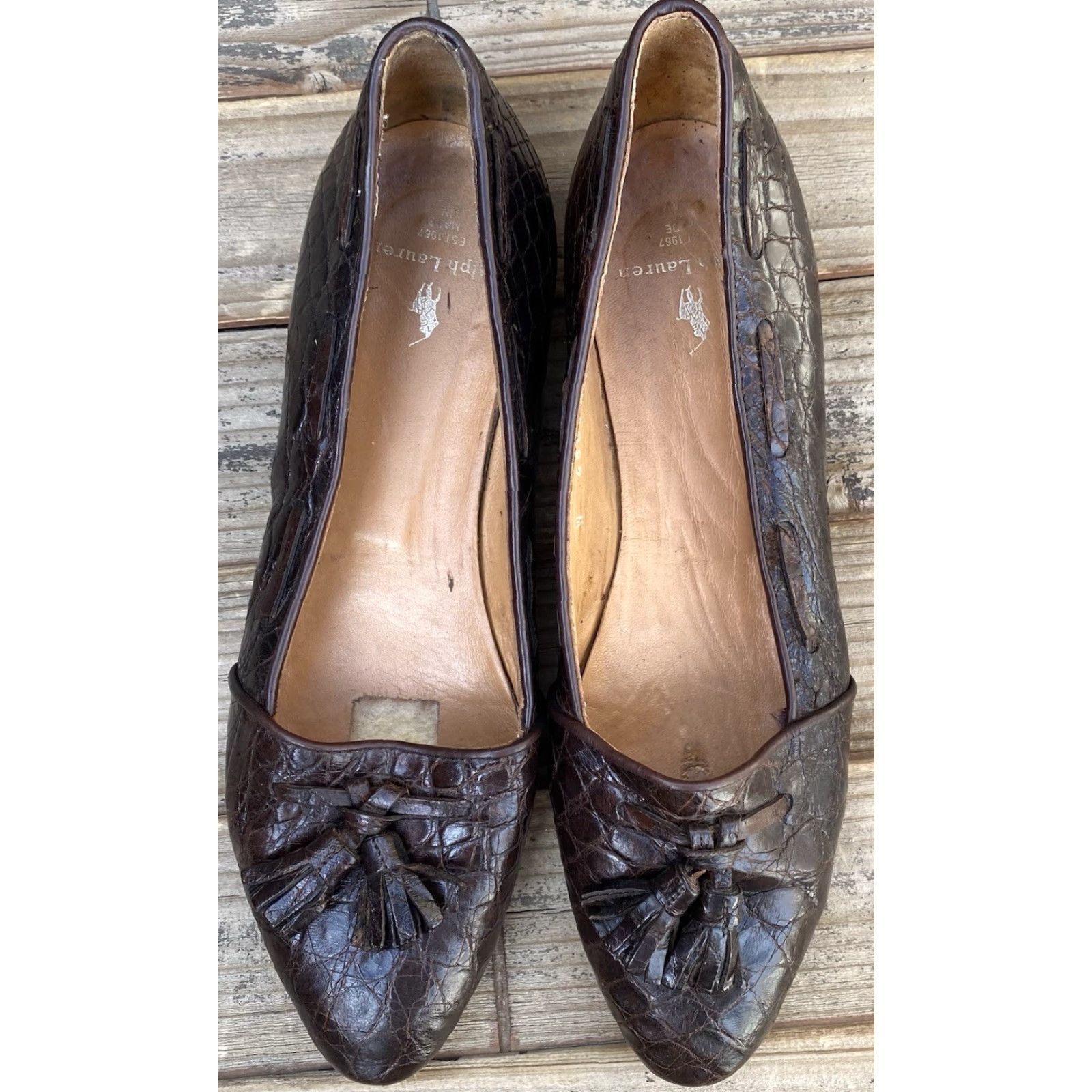 Ralph Lauren Ralph Lauren Vintage Alligator Embossed Leather Tassel Flat Women Size 6.5 AA Brown Leather Lining Narrow Outsole Vintage Yes Shoes Size US 7 / IT 37 - 4 Thumbnail