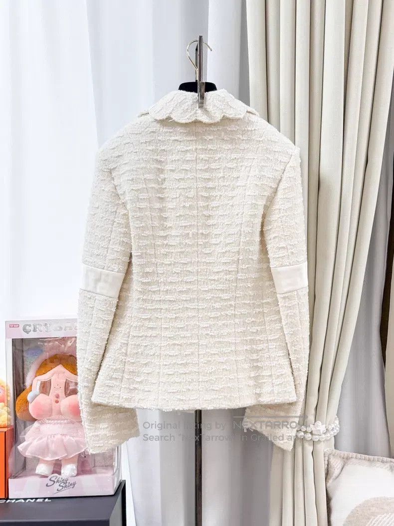 Chanel Chanel Lapel wavy tweed coat Size XXS / US 00 / IT 34 - 3 Thumbnail