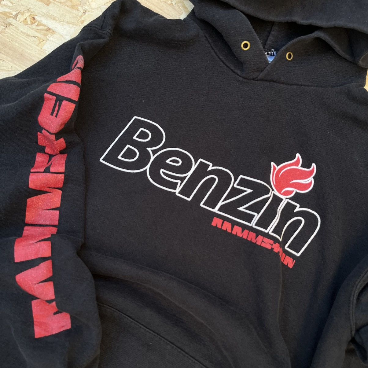 Other Vintage Rammstein benzin hoodie Size US M / EU 48-50 / 2 - 3 Thumbnail