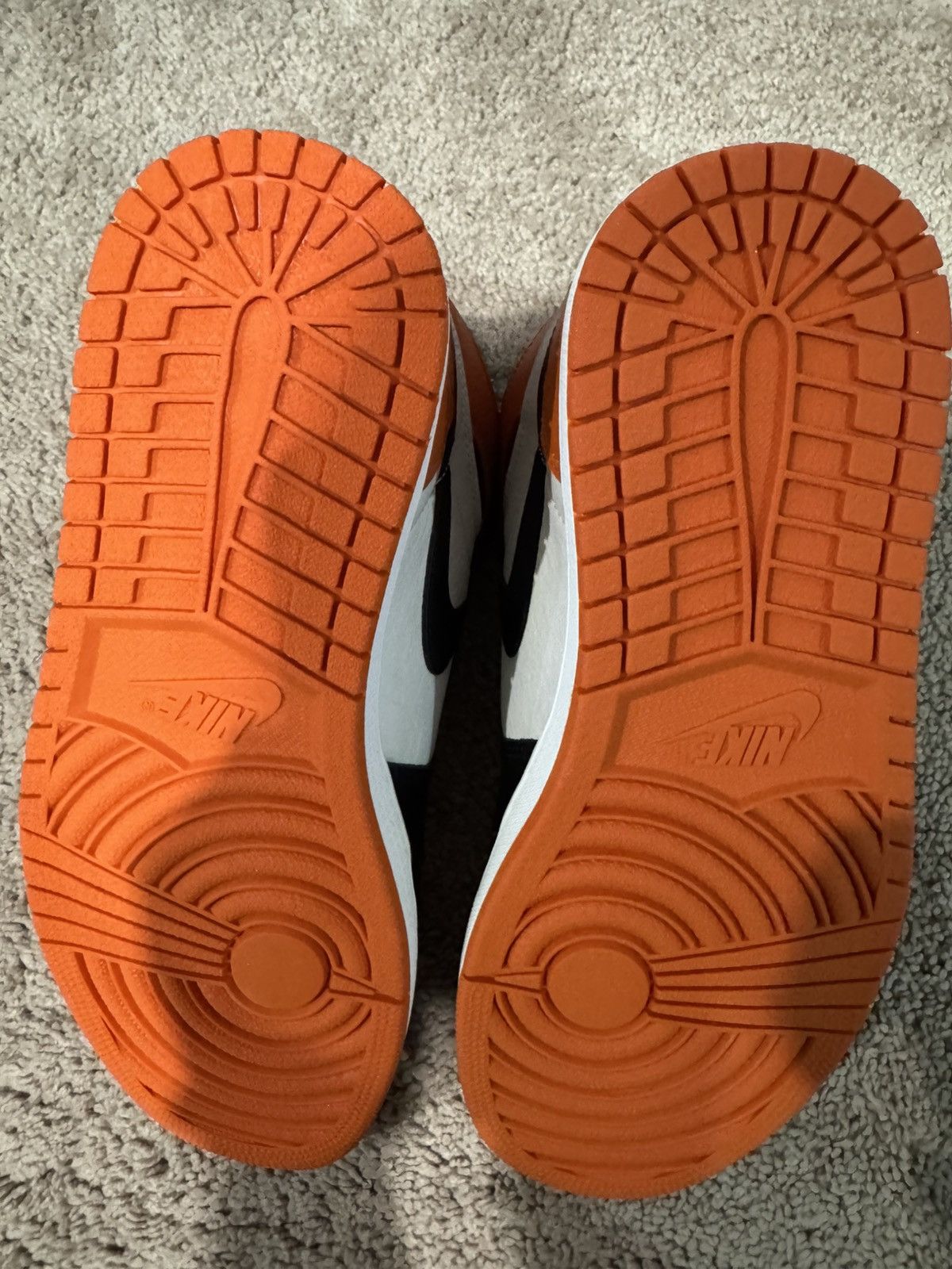 Jordan Brand Jordan 1 2015 Shattered Backboard Size US 10 / EU 43 - 5 Thumbnail