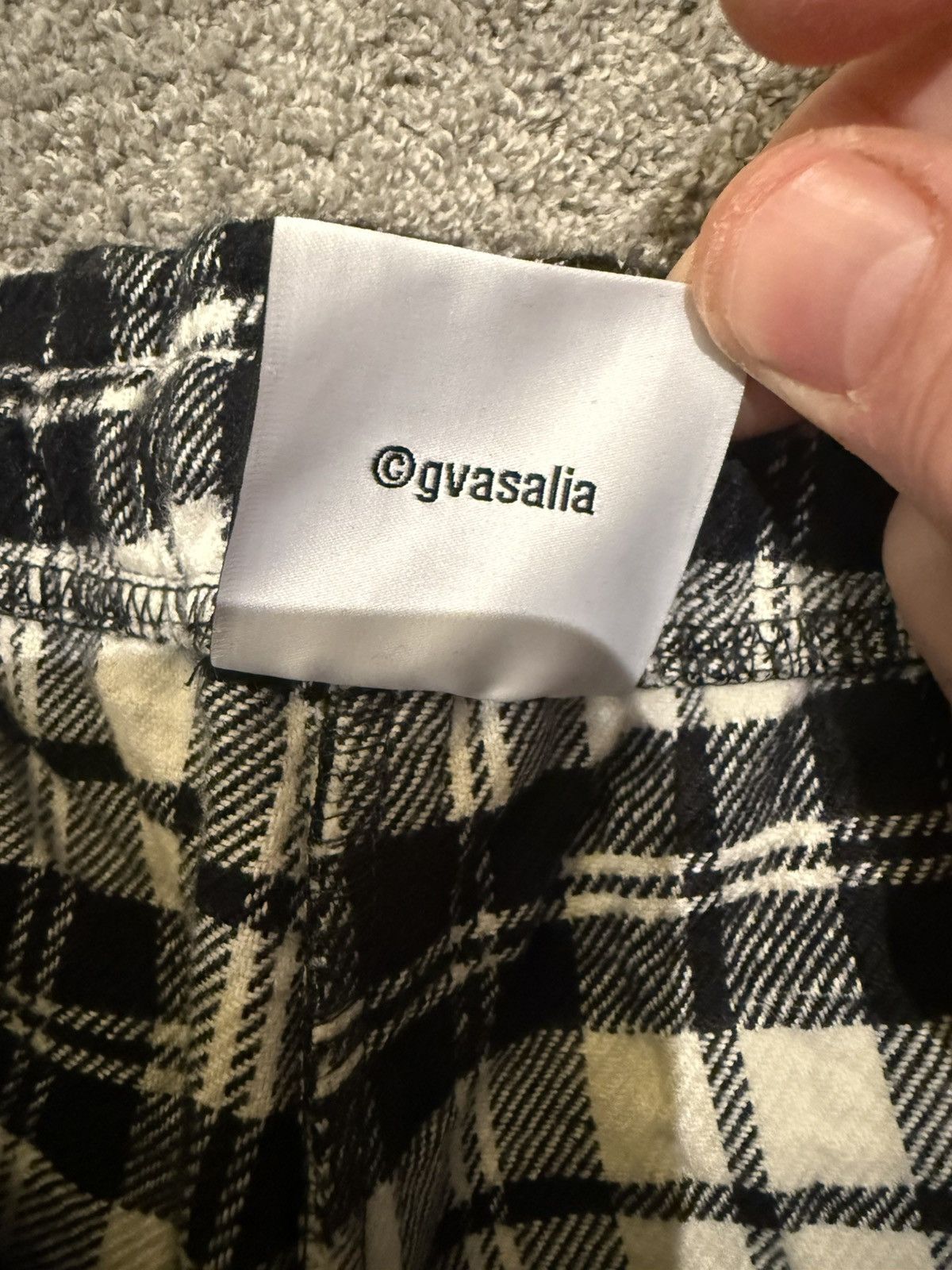 Vetements VETEMENTS METALIZED WRINKLED PYJAMA TROUSERS Size S (32) Size US 32 / EU 48 - 4 Thumbnail