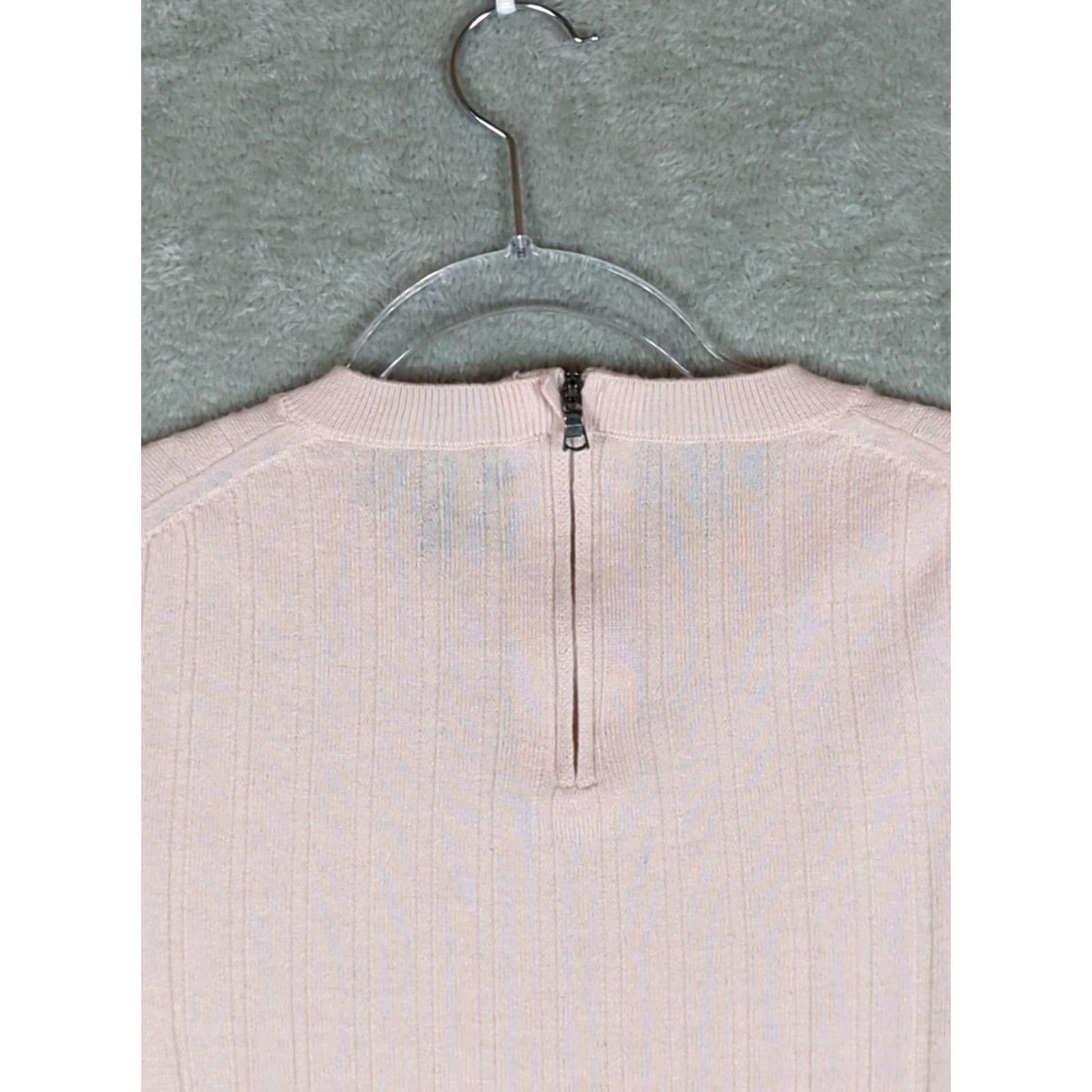 Banana Republic Banana Republic Sweater Pink M Regular Crew Neck Long Sleeve 1/2 Zip Back Zipper Merino Wool Women Pullover Classic Cap Size M / US 6-8 / IT 42-44 - 5 Thumbnail