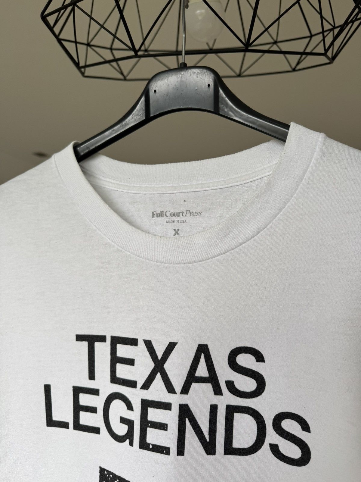 NBA × Vintage FULL COURT PRESS TEXAS LEGENDS SAN ANTONIO SPURS GRAPHIC TEE Size US XL / EU 56 / 4 - 9 Thumbnail