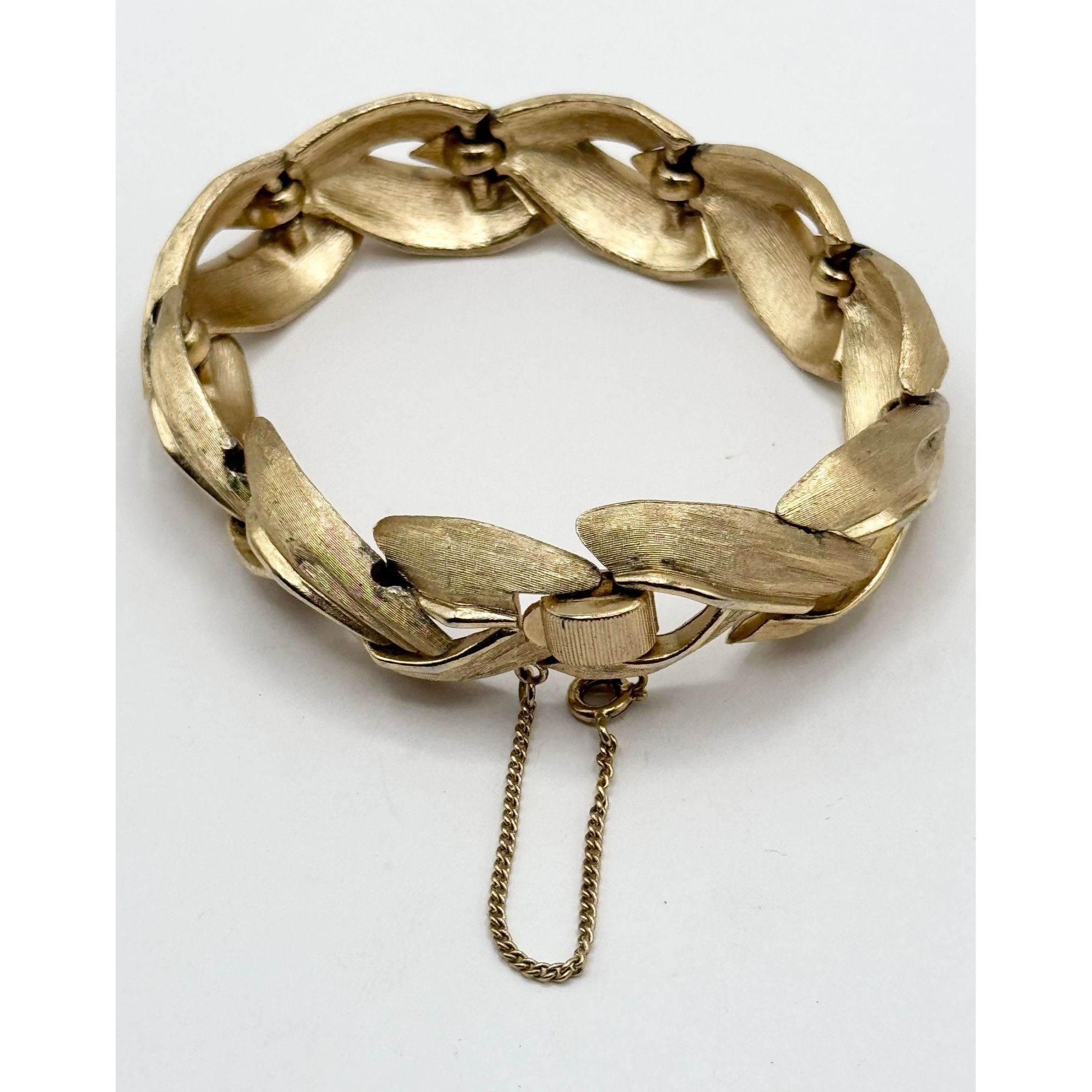 Vintage Crown Trifari Brushed Gold Link Bracelet Size ONE SIZE - 7 Thumbnail