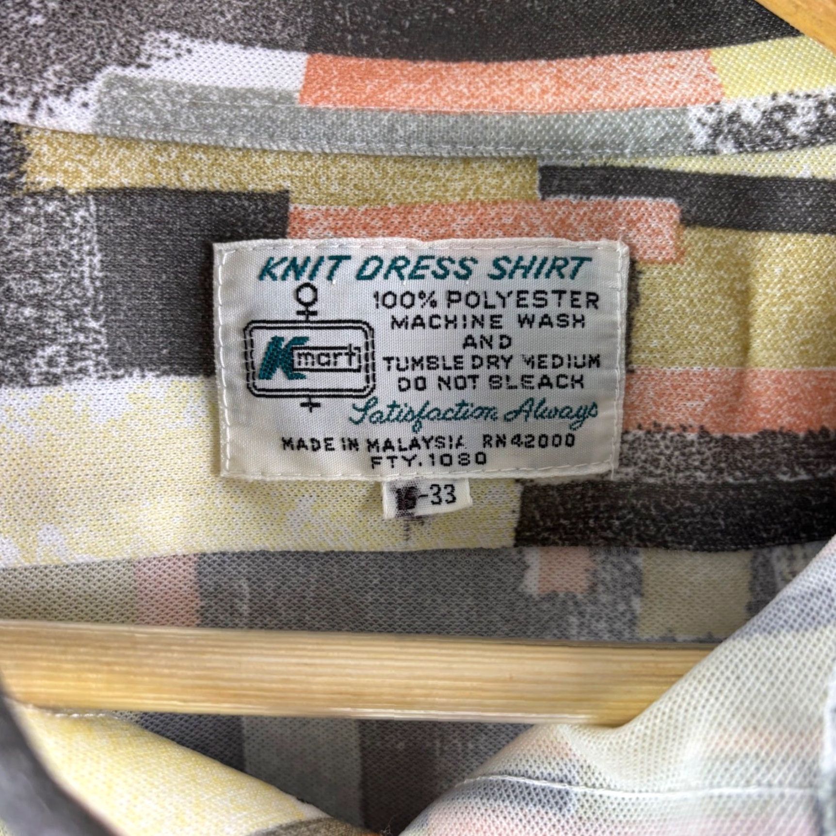 Vintage VINTAGE Kmart Dress Shirt Mens Geometric Print Long Sleeve Button Up 15-33 100% Polyester Yellow Casual Workwear Business Size 40R - 3 Thumbnail