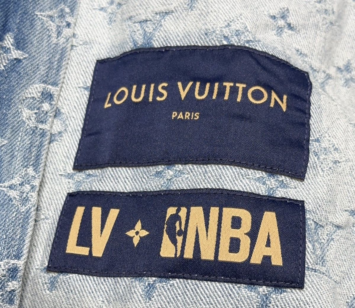 Louis Vuitton Louis Vuitton X NBA 48 Hoodie Denim Monogram Jacket Size US M / EU 48-50 / 2 - 6 Thumbnail