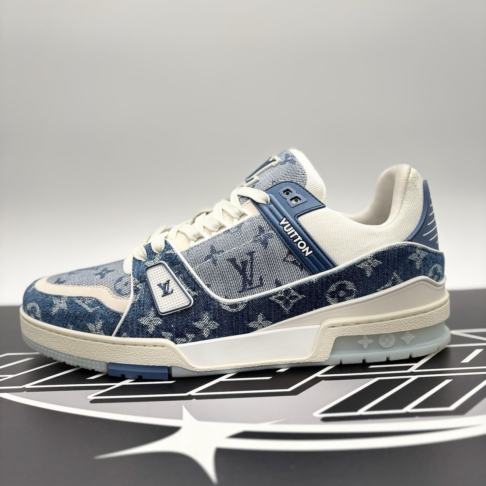 Louis Vuitton 12-12.5 US Louis Vuitton Trainer Denim ' Navy ' | EXCELLENT! Size US 12 / EU 45 - 11 Thumbnail