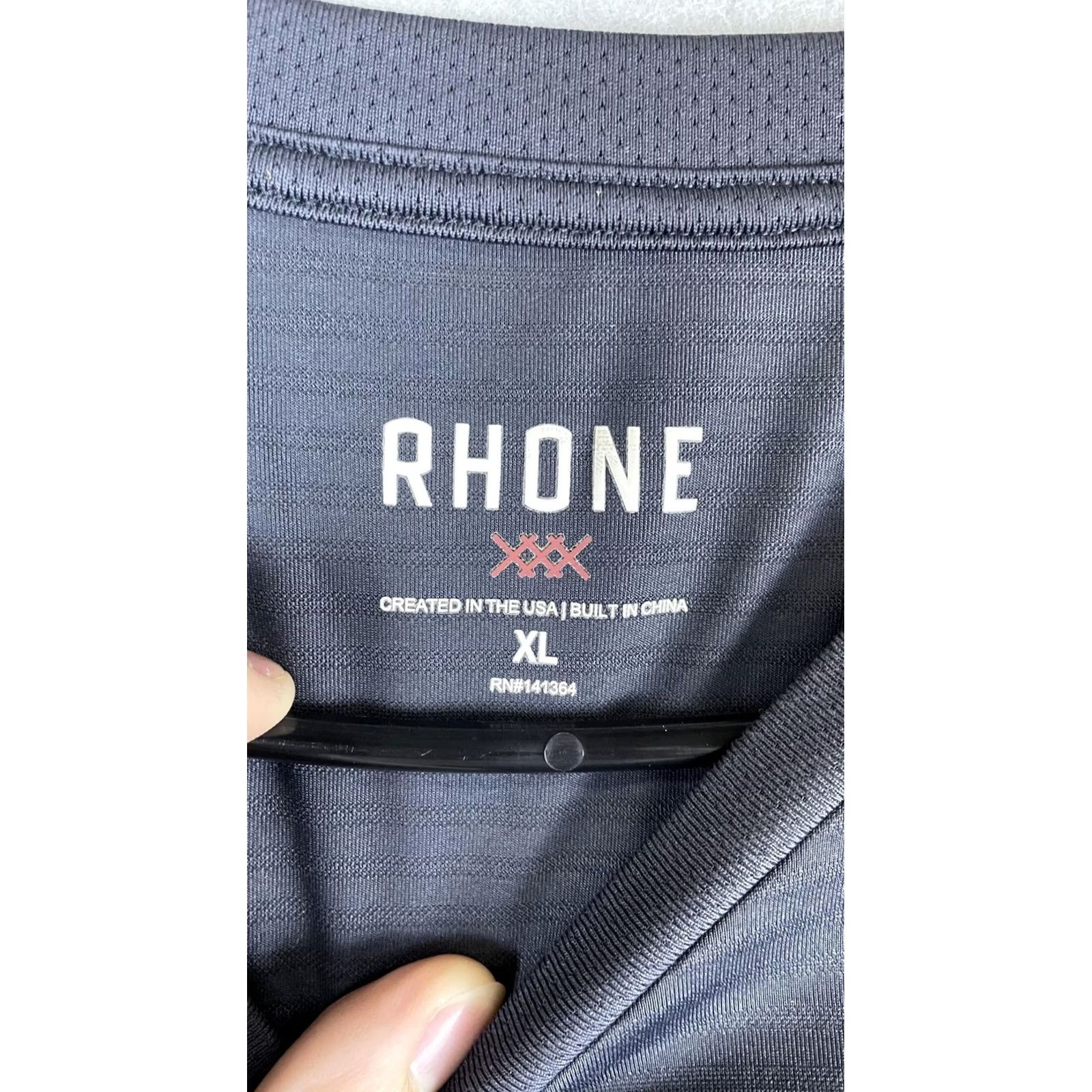 Rhone Rhone Shirt Mens XL Gray V Neck Short Sleeve Athletic Performance Top Workout Size US XL / EU 56 / 4 - 2 Thumbnail