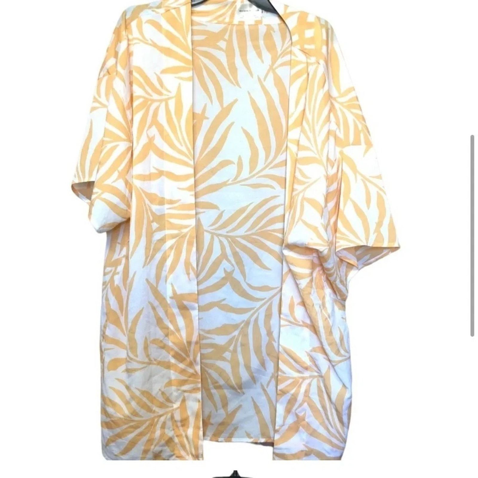 The Unbranded Brand Magnolia Lux belted lightweight Swim cover up/robe, size M/L Size ONE SIZE - 1 Thumbnail