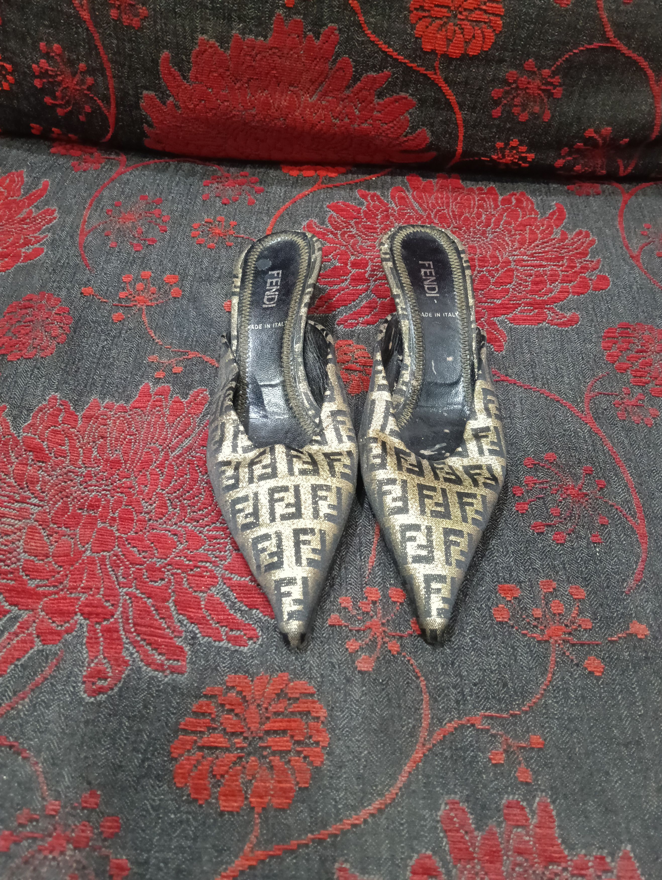 Fendi Vintage Fendi Monogram Vero Cuoio Size US 5 / IT 35 - 1 Thumbnail