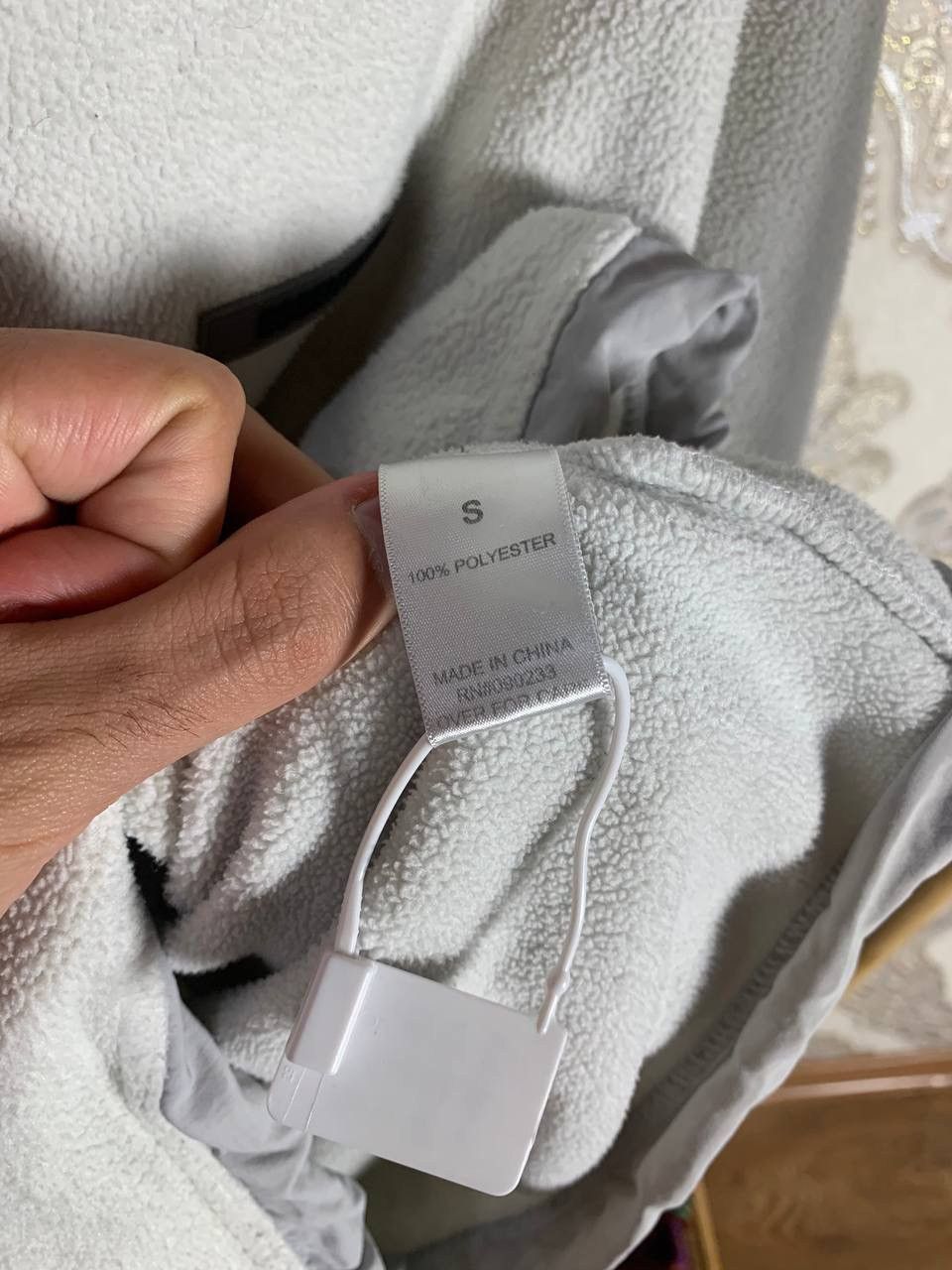 Vintage FEAR OF GOD ESSENTIALS FLEECE SWEATSHIRT DESIGNER CASUAL Y2K Size US S / EU 44-46 / 1 - 9 Thumbnail