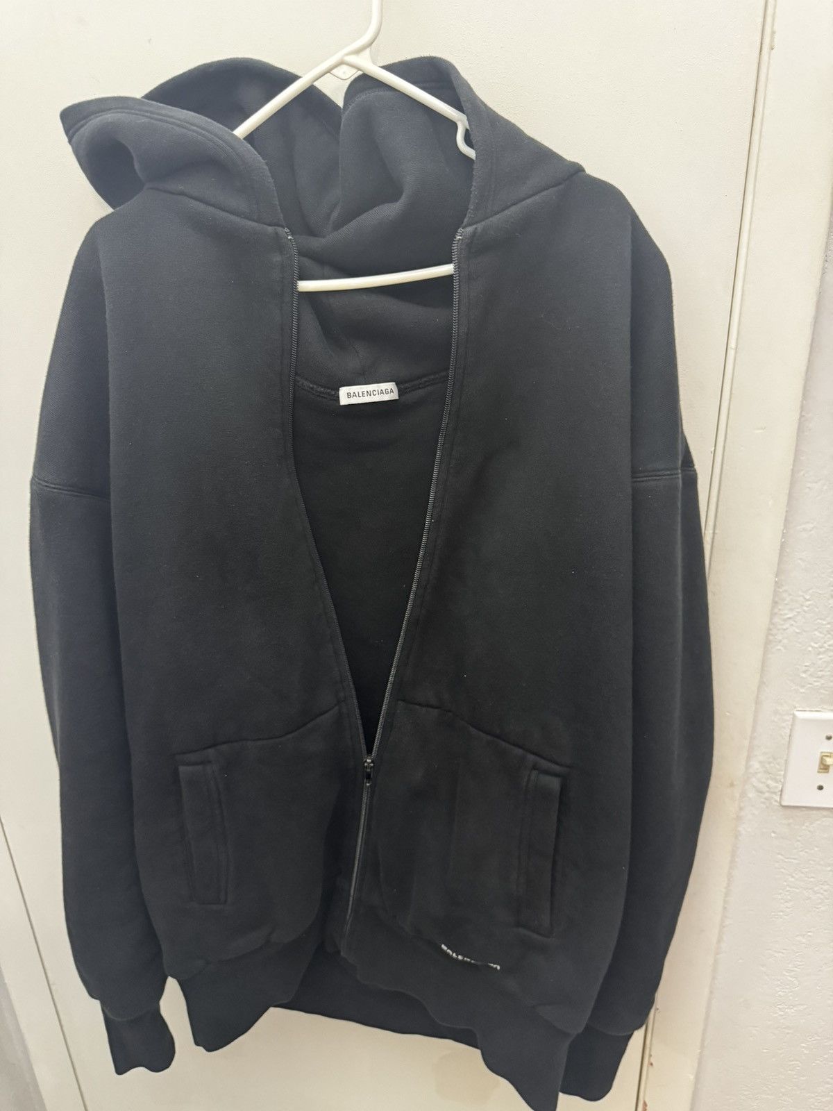 Balenciaga Balenciaga Logo Zip up Size US S / EU 44-46 / 1 - 1 Thumbnail