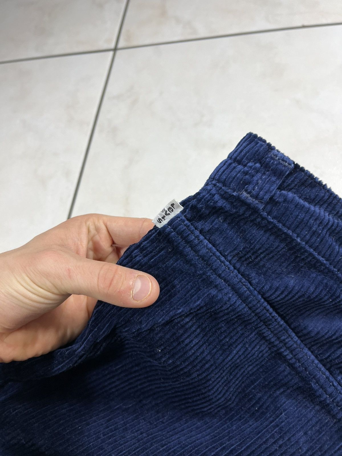 Levi's Vintage 70s Levi’s flared leg low waist y2k corduroy pants Size 27" / US 4 / IT 40 - 17 Thumbnail