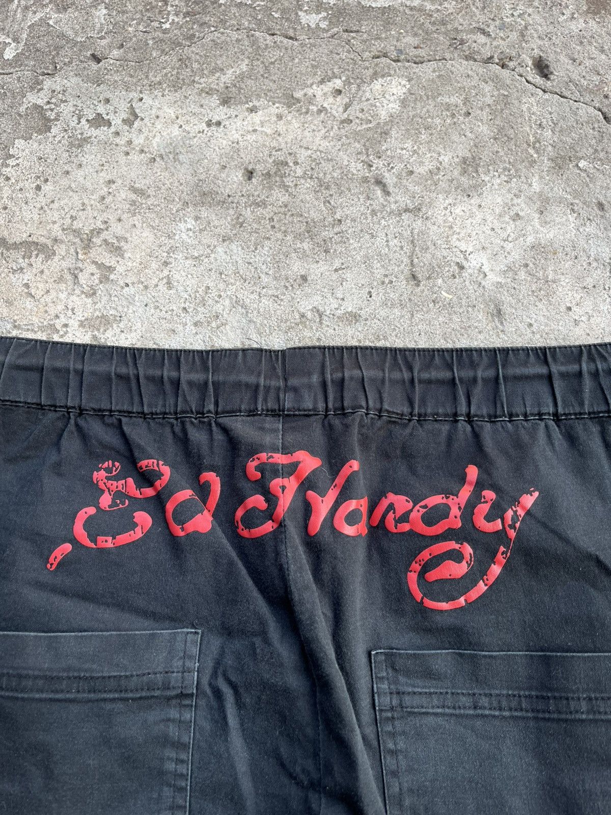Ed Hardy Ed Hardy x Urban Outfitters Big Logo Cargo Parachute Pants Size US 30 / EU 46 - 4 Thumbnail