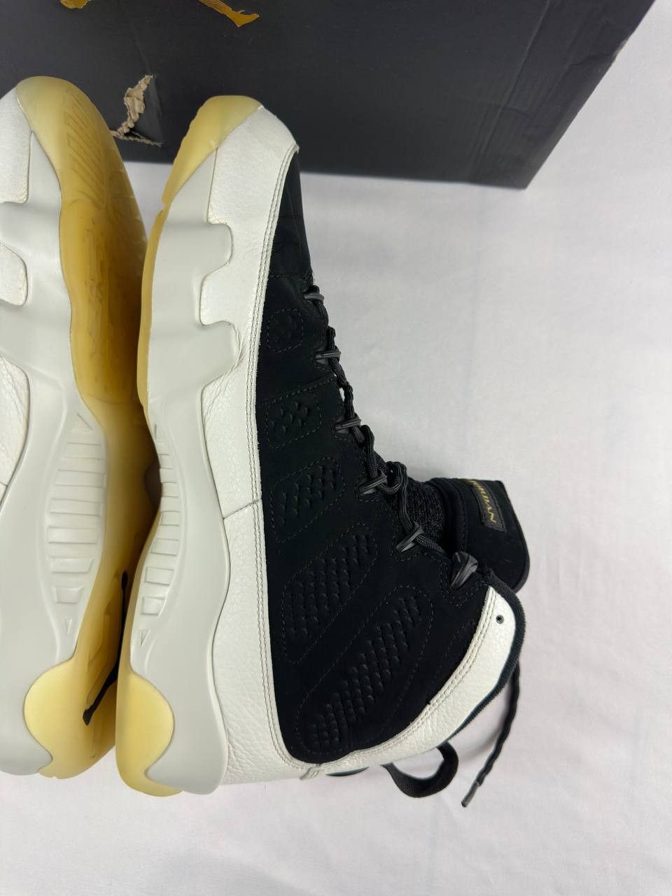 Nike Nike Air Jordan 9 Retro 'City of Flight' 2018 302370-021 Size US 12 / EU 45 - 12 Thumbnail