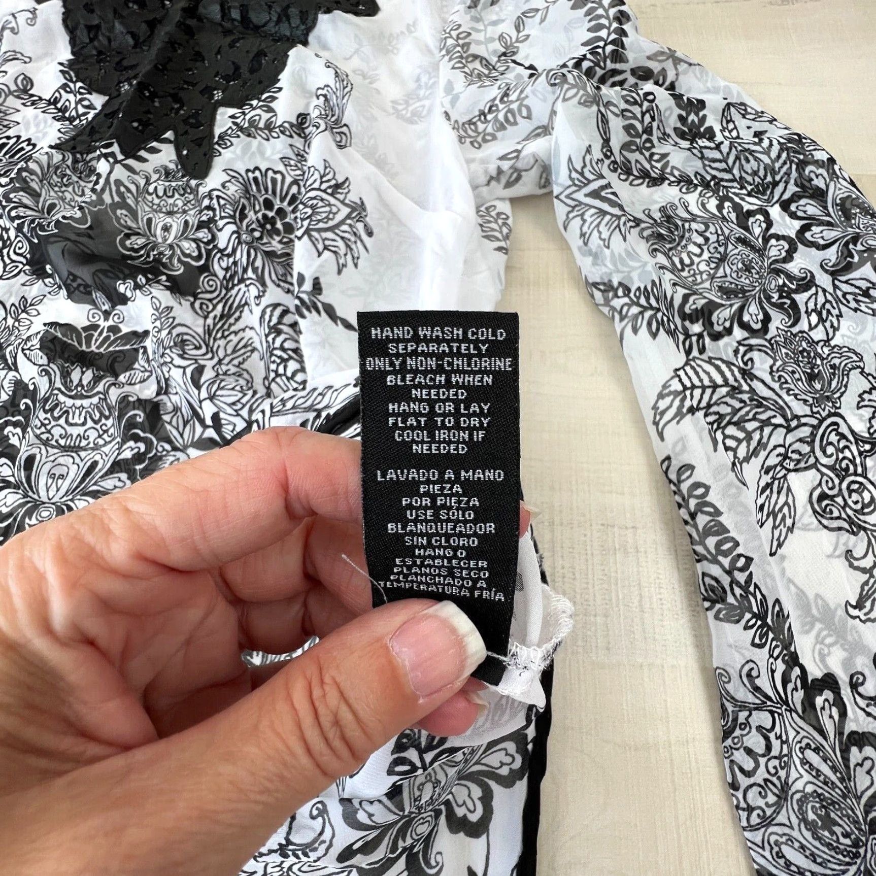 Vintage Sharagano Womens Semi Sheer Blouse Small White Black Boho Shirt Size S / US 4 / IT 40 - 6 Thumbnail