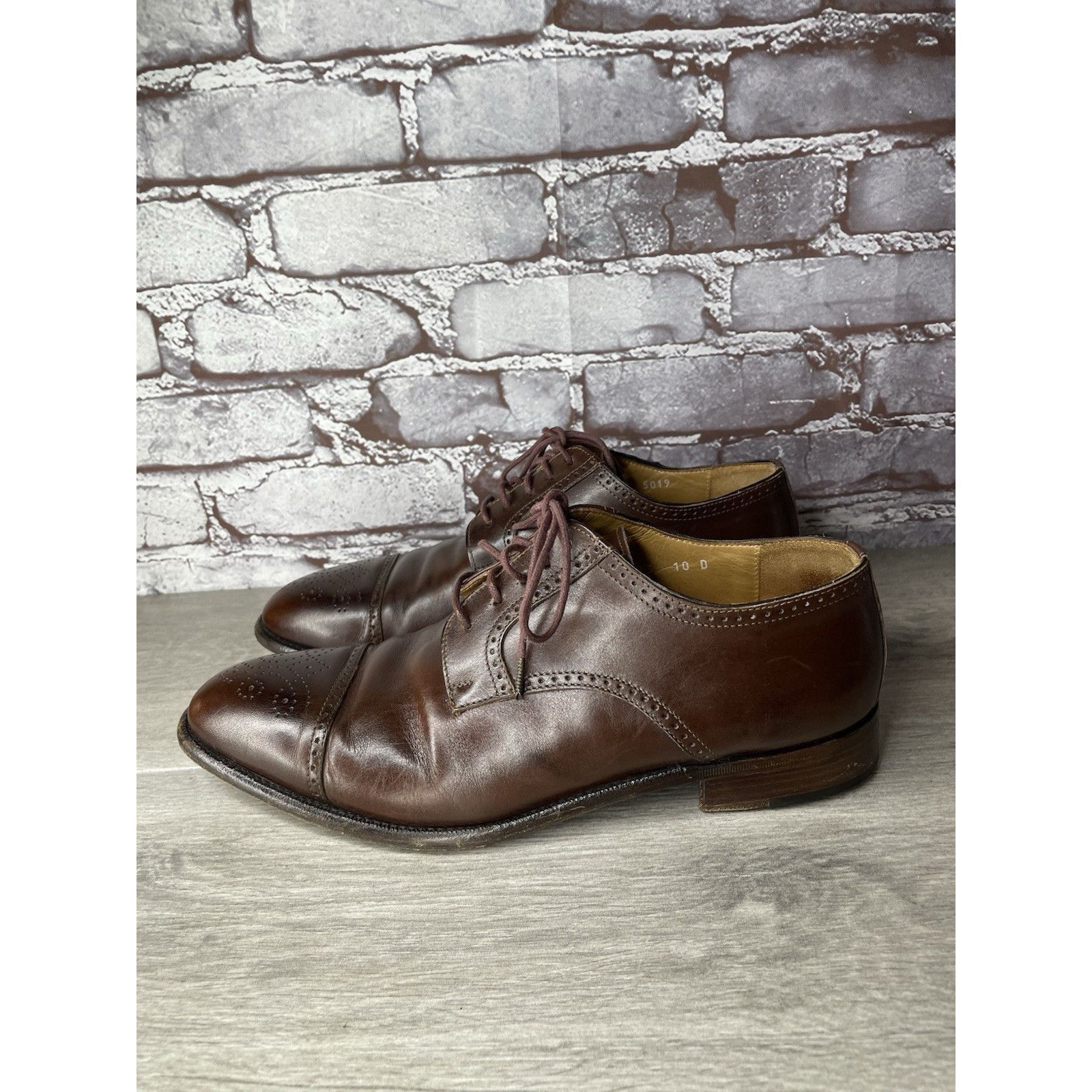 Ralph Lauren Polo Ralph Lauren Brown Leather Cap Toe Wingtip Oxford Dress Size US 10 / EU 43 - 22 Thumbnail