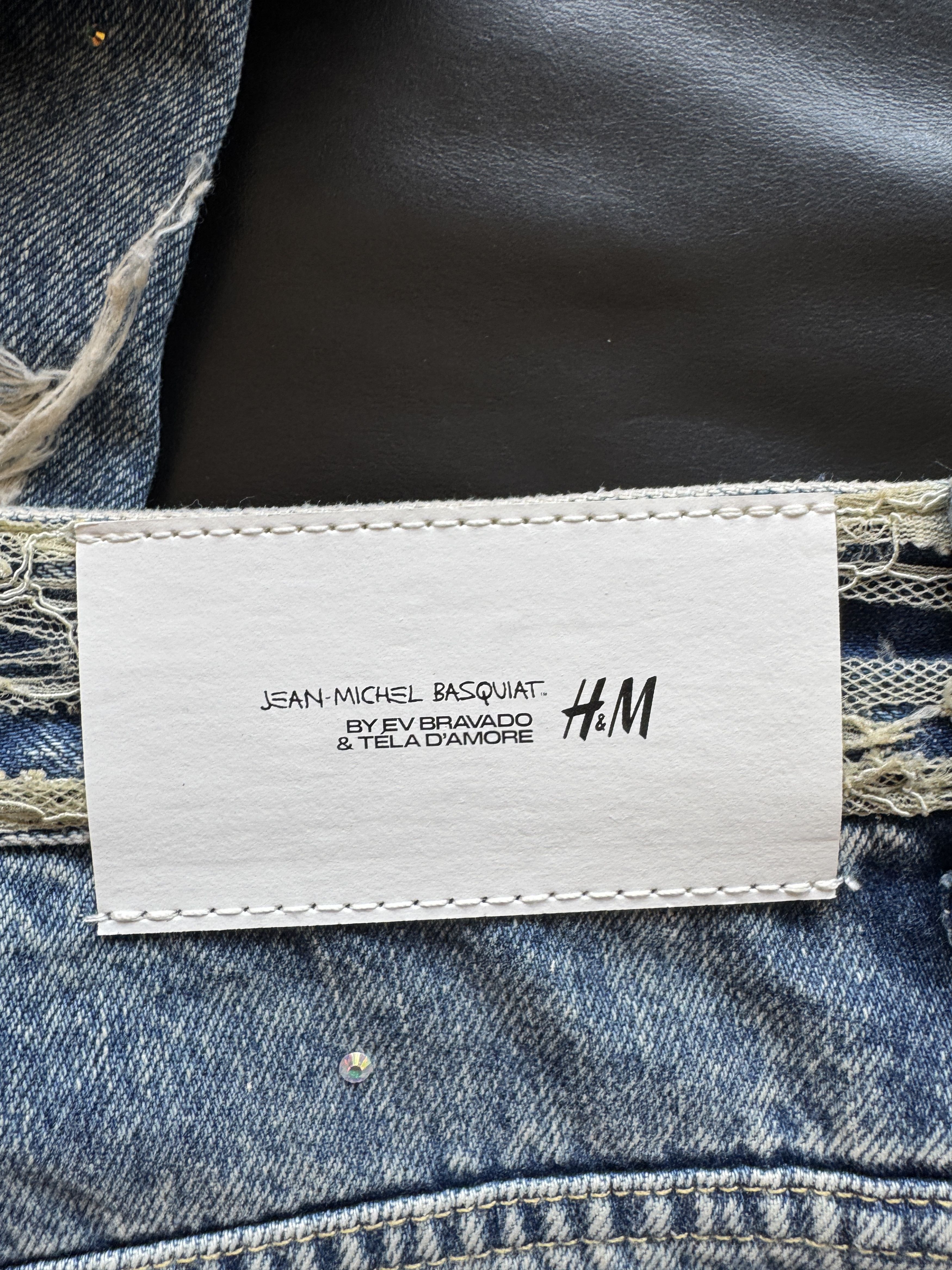 H&M × Jean-Michel Basquiat × Who Decides War Distressed rhinestone graphic jeans Size US 30 / EU 46 - 8 Thumbnail