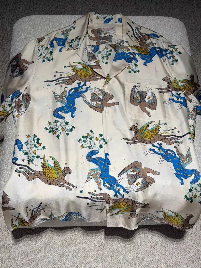 Valentino Valentino Men's shirt: Cuban collar shirt Size US S / EU 44-46 / 1 - 1 Thumbnail