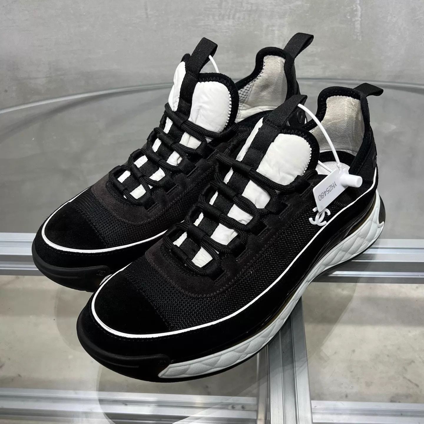 Chanel Chanel Air Sneakers Black & White 41 Size US 8 / EU 41 - 2 Thumbnail