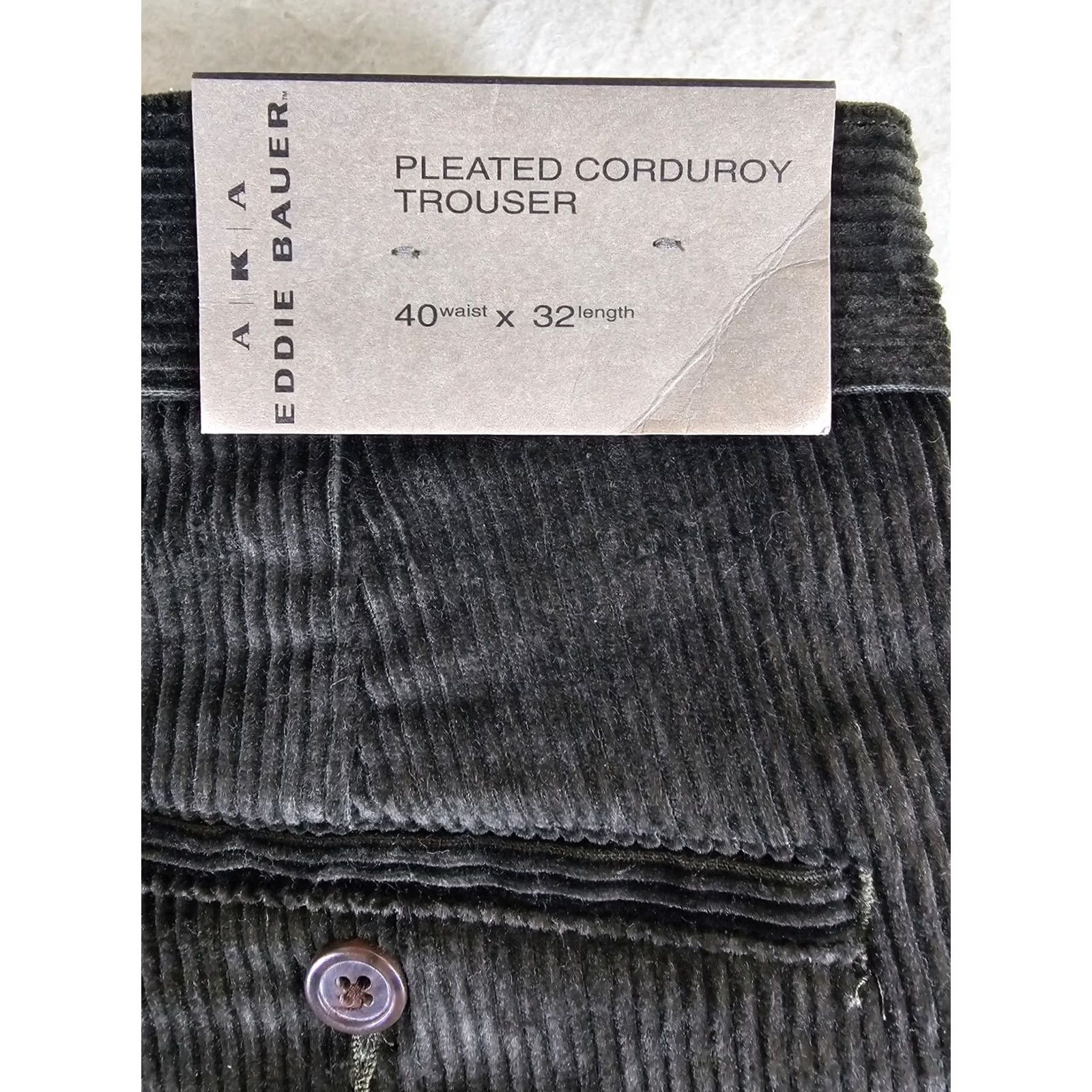Eddie Bauer VINTAGE Eddie Bauer Corduroy Pants Mens 40x32 Pleated Cuffed Y2K Olive 90s Size US 40 / EU 56 - 3 Thumbnail