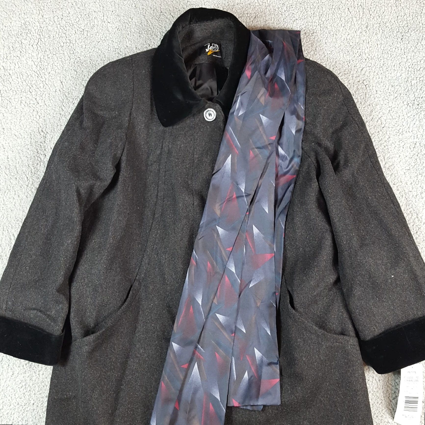 Velvet VINTAGE Jo-D Charcoal Wool Lined Velvet Trim Sash Size 10 Petite Long Winter Overcoat Jacket Womens Size L / US 10 / IT 46 - 2 Thumbnail