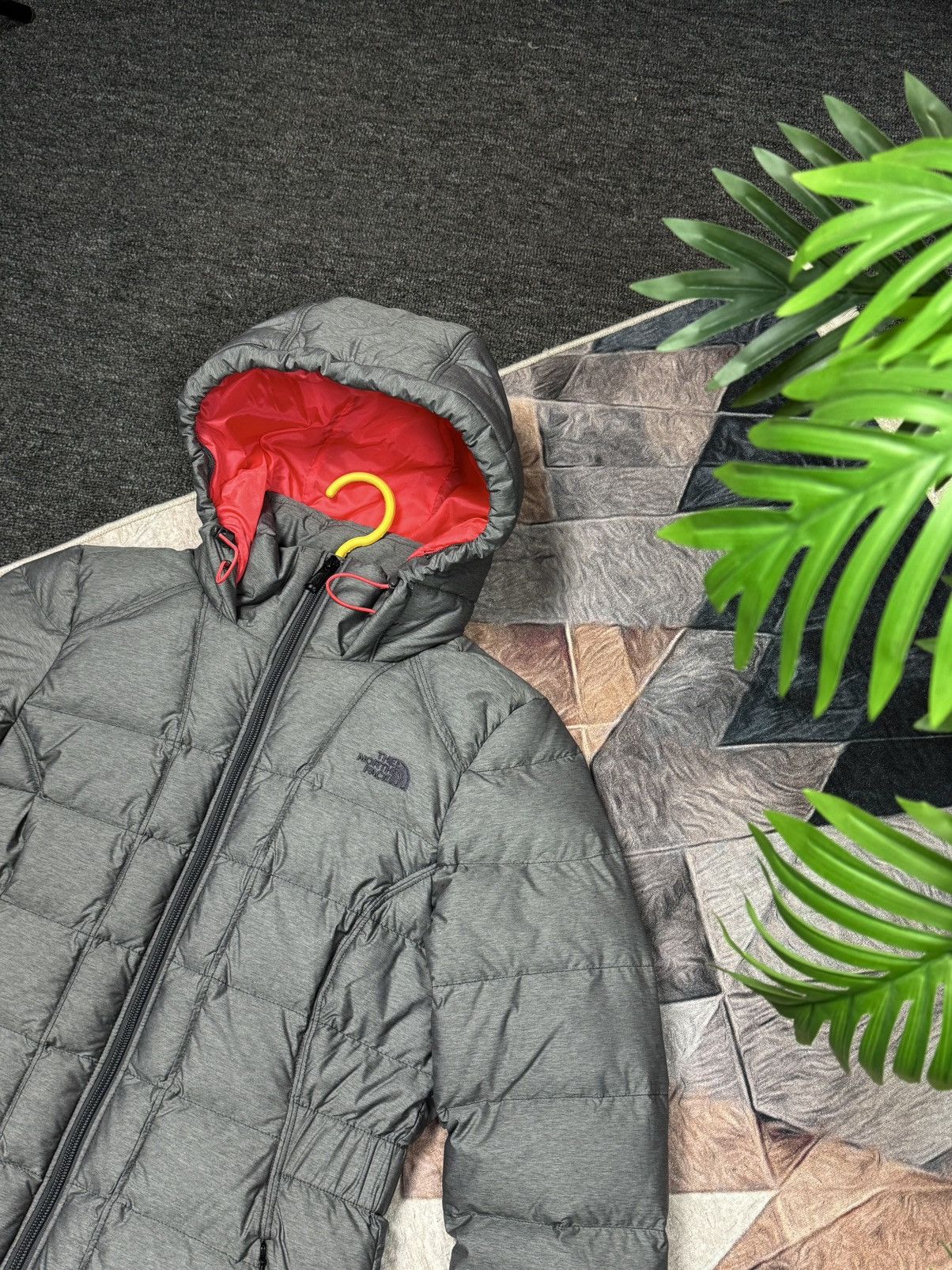 The North Face THE NORTH FACE 550 DOWN JACKET PUFFER WOMANS Y2K STREETWEAR Size XS / US 0-2 / IT 36-38 - 3 Thumbnail